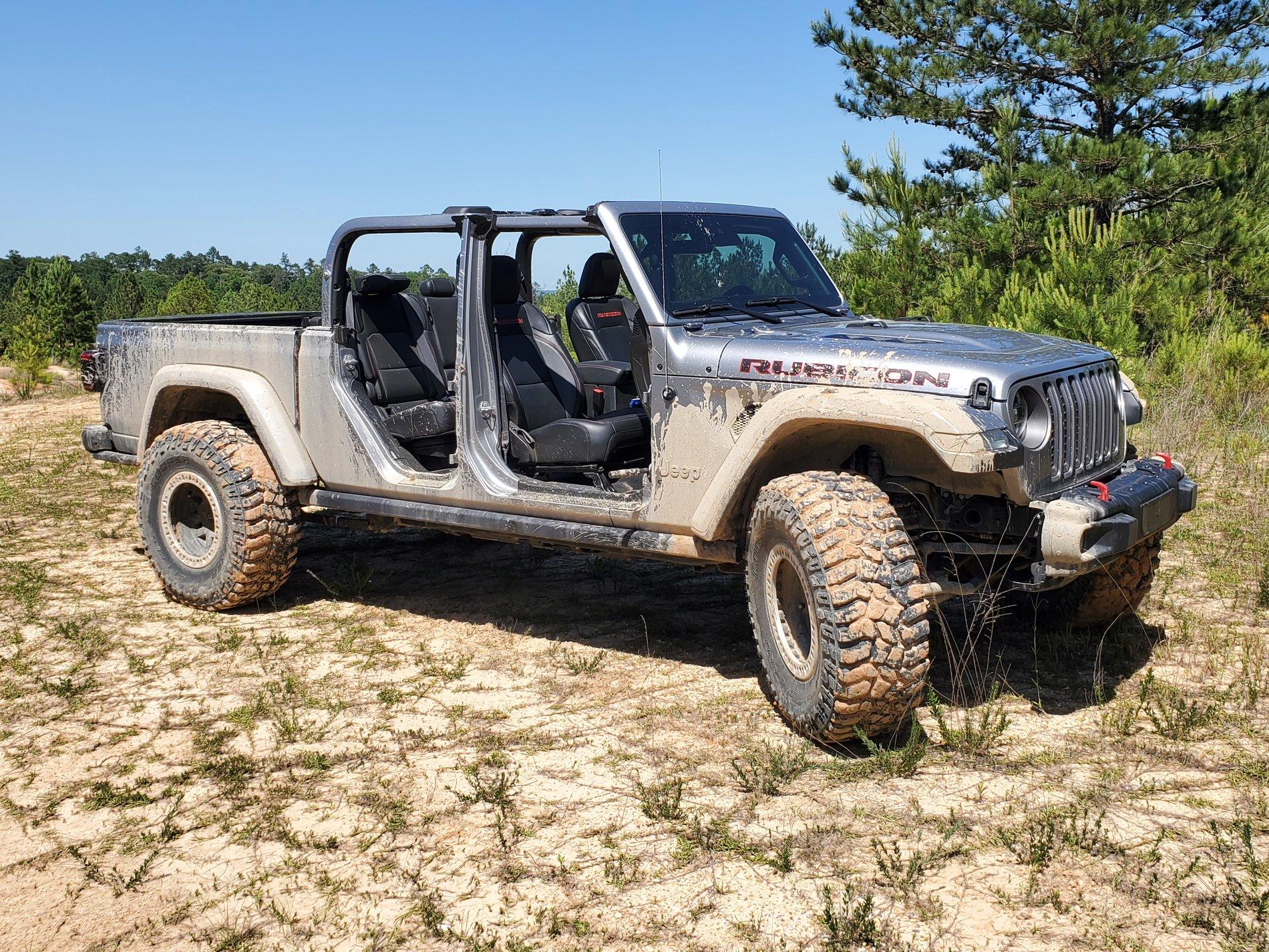 Jeep Gladiator My "Side Chick" (Billet JTR, Clayton 3.5) 20200425_144316