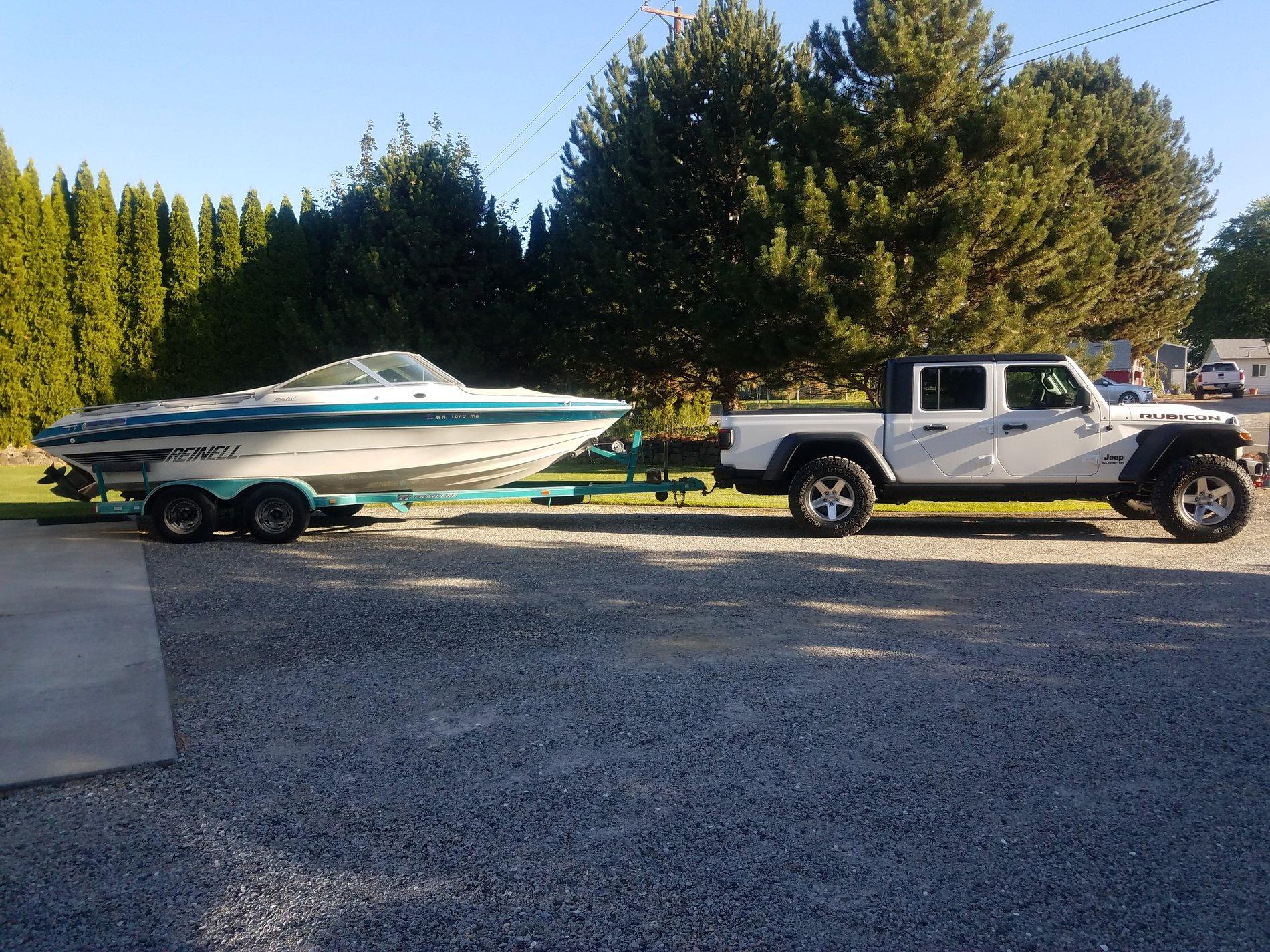 jeepnboat.jpg
