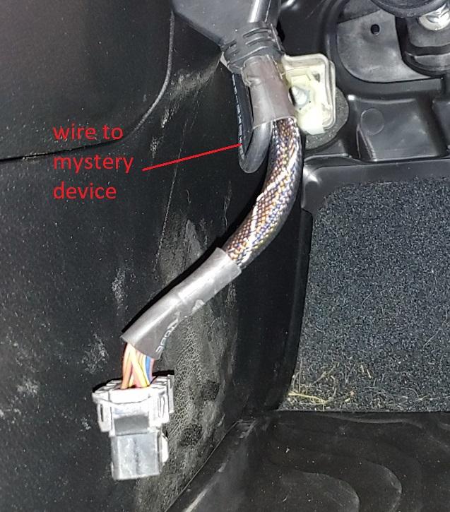 Jeep Gladiator What the heck is this mystery device? piggyback-5