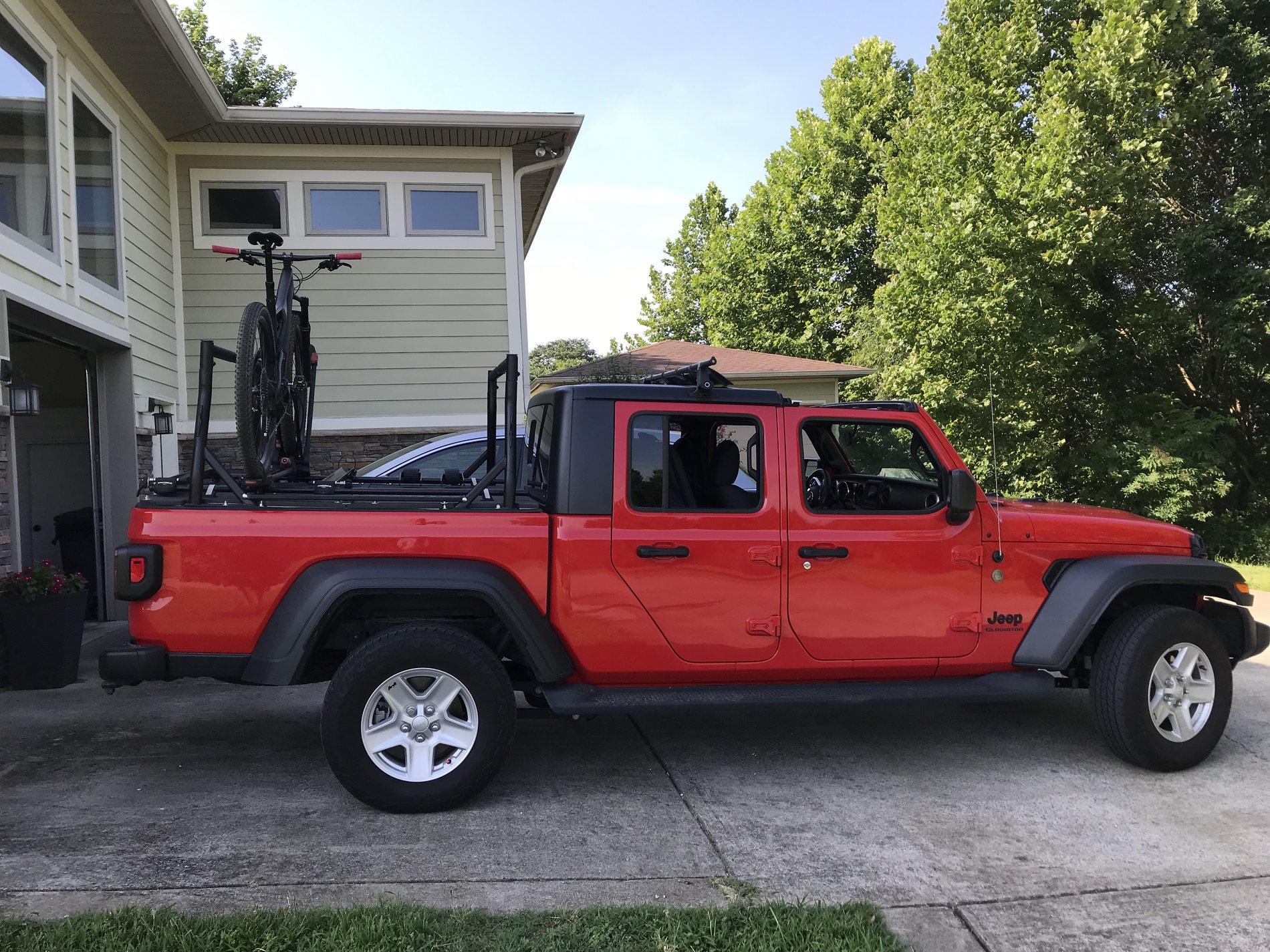 Jeep Gladiator Gladiator Bike Rack? 04B7A09E-92FB-4EA1-A7DB-CB853DF8F4DB