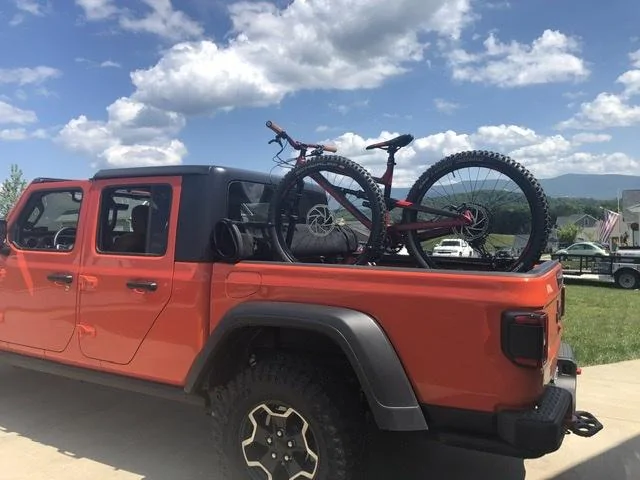 Jeep Gladiator Gladiator Bike Rack? 1548E67B-8606-4F90-B410-16DFC3FC38AE