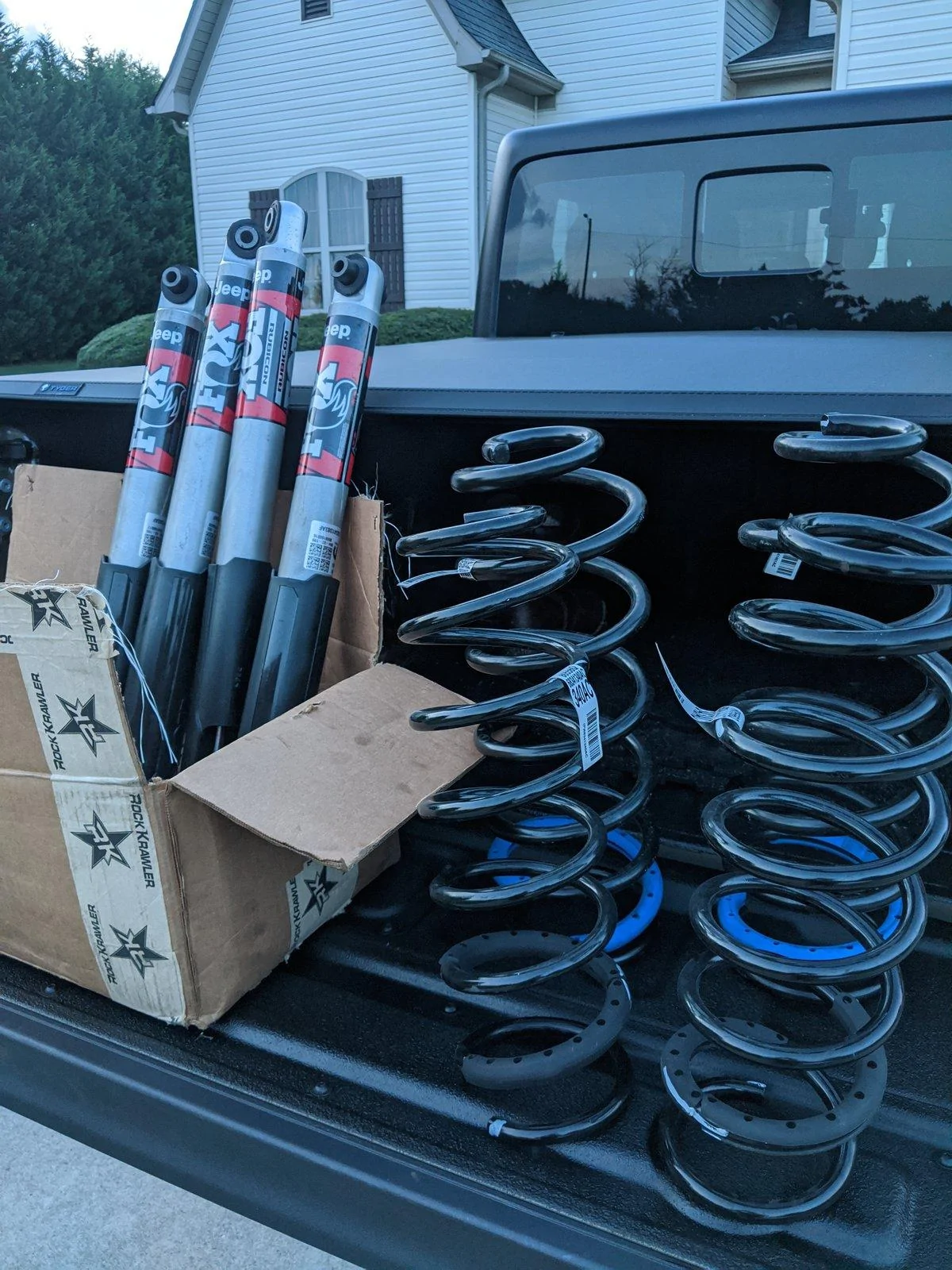 Jeep Gladiator How hard is it to install springs IMG_20200731_202847