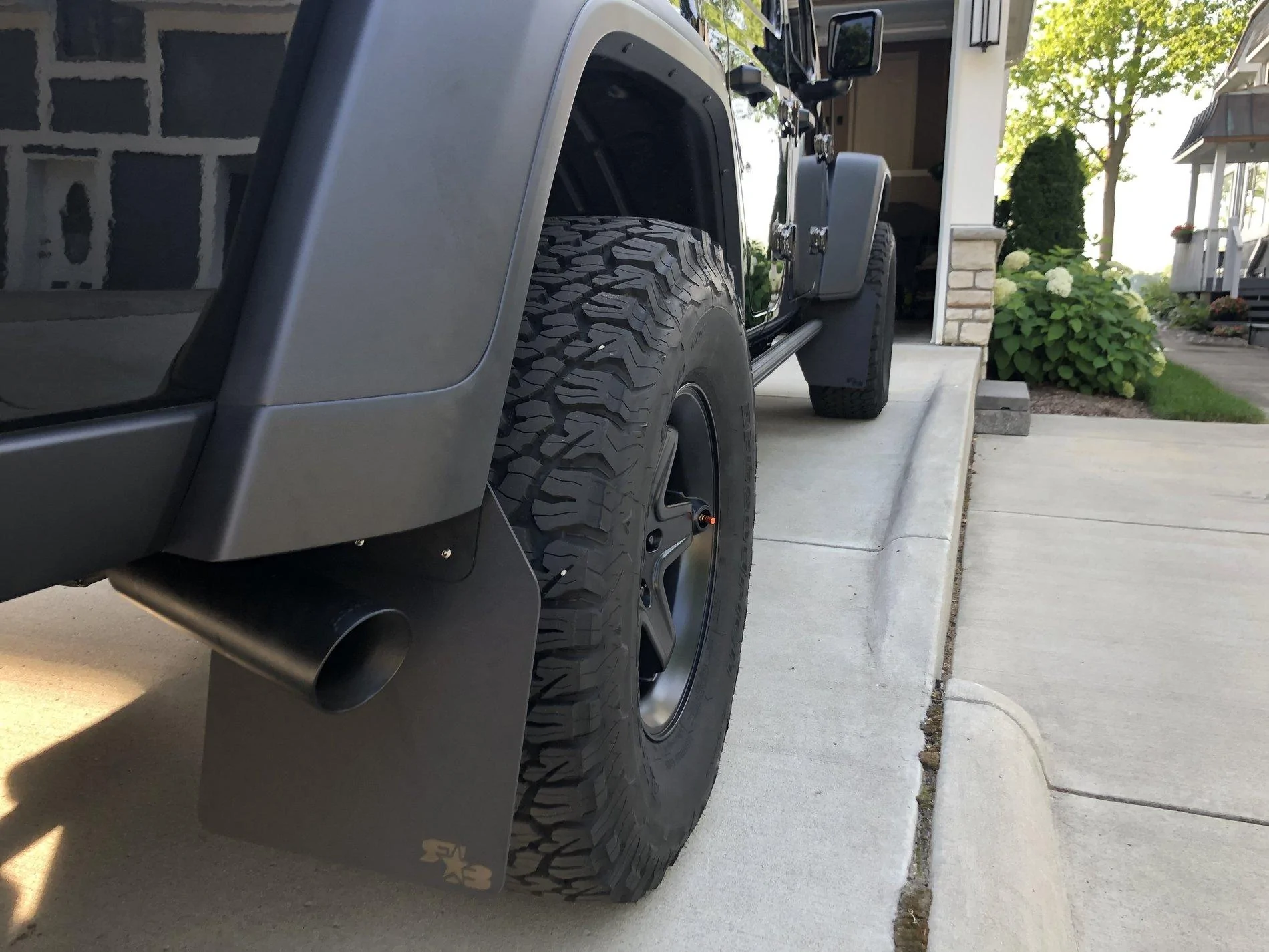Jeep Gladiator MOJAVE Edition Gladiator JT Club Flap and exhaust