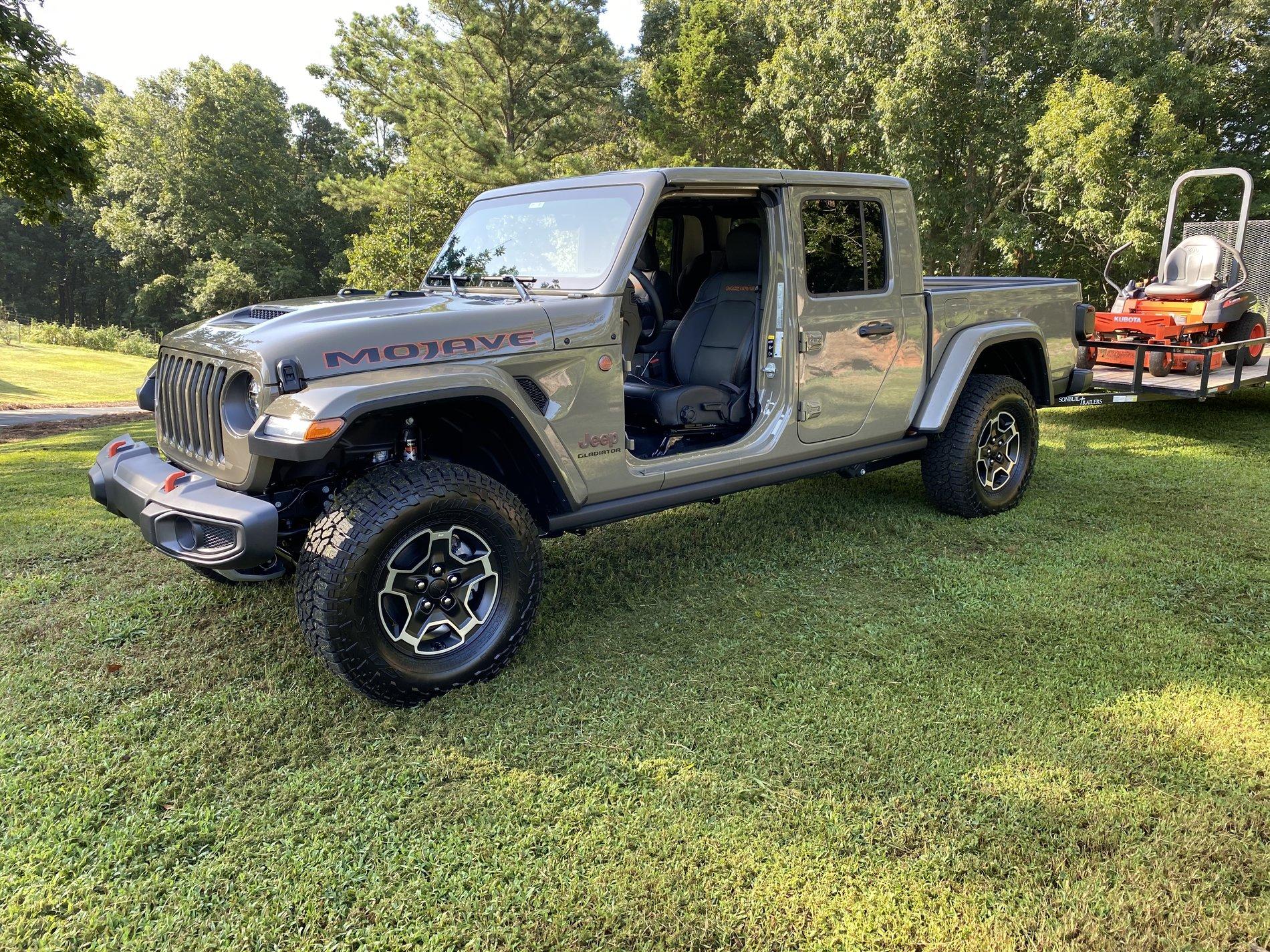Jeep Gladiator GATOR Gladiator JT Club D310CF44-70A0-4393-A2B7-5E2516122381