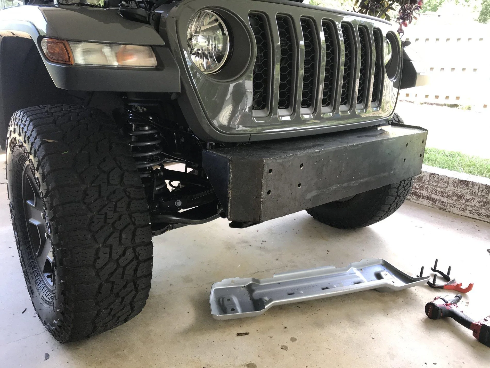 Jeep Gladiator “This aint your grand-paps pick’em up truck”  mojave in the mountains slow and steady build 42BC127E-F806-4A4D-BCB8-2D5DD6066878