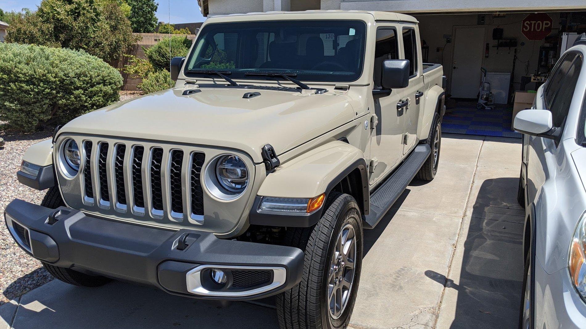 Jeep Gladiator GOBI Gladiator JT Club MVIMG_20200801_134356