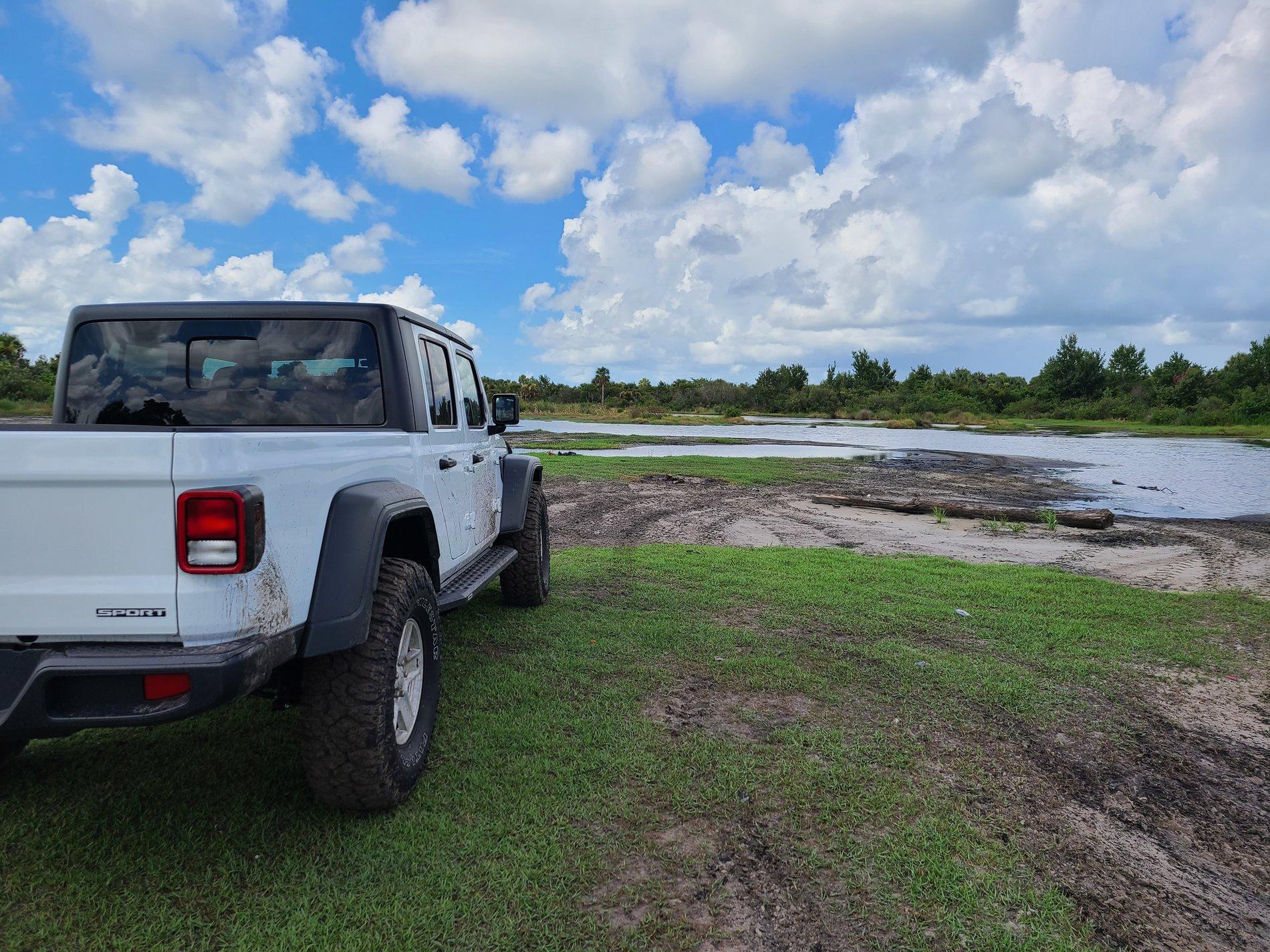 Jeep Gladiator Go Rhino RB series steps 20200725_154234