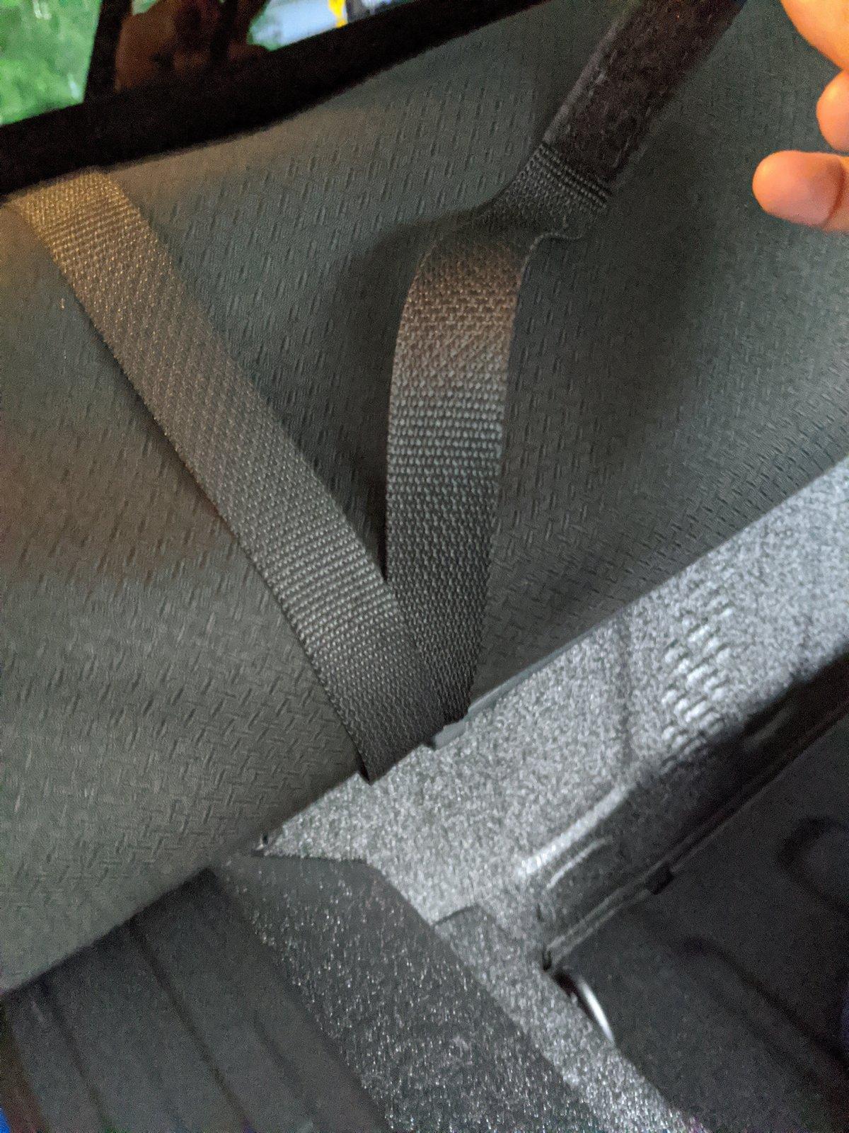 Jeep Gladiator Soft OEM roll up bed cover. IMG_20200802_191727