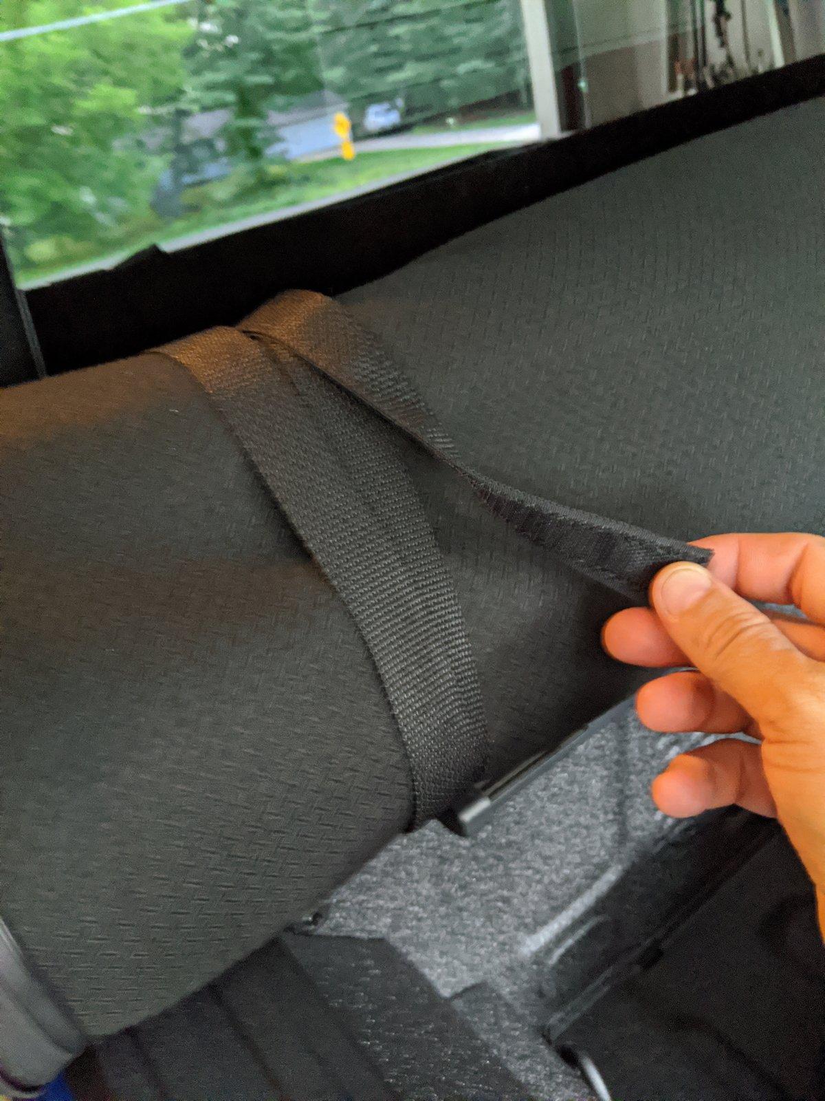 Jeep Gladiator Soft OEM roll up bed cover. IMG_20200802_191747