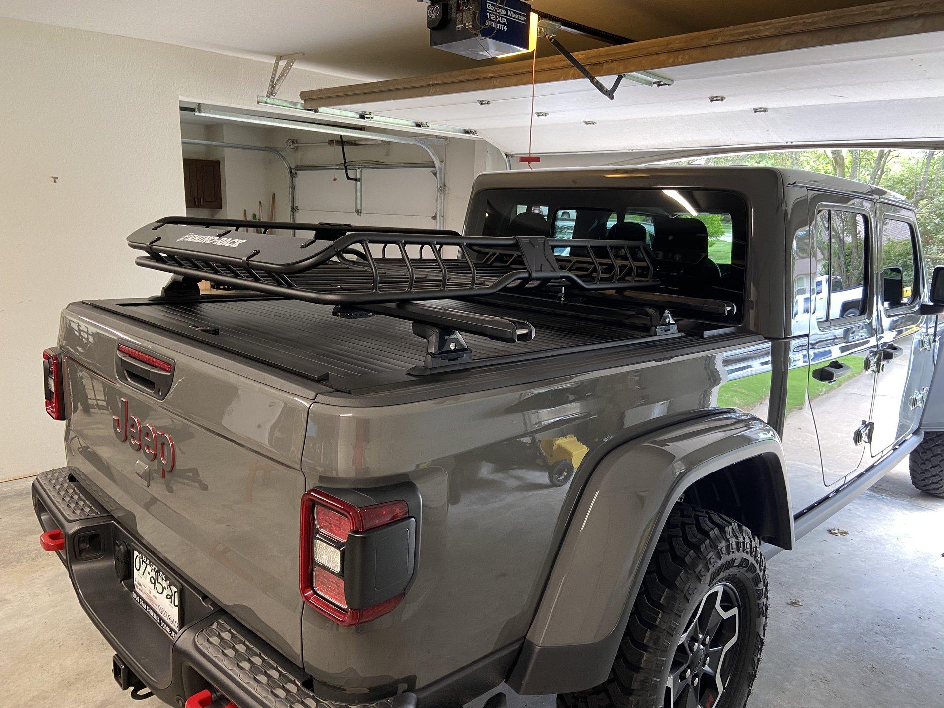 Jeep Gladiator STING GRAY Gladiator JT Club 6FB1A4A0-5196-4DDF-B605-8A0E92F3DCFC
