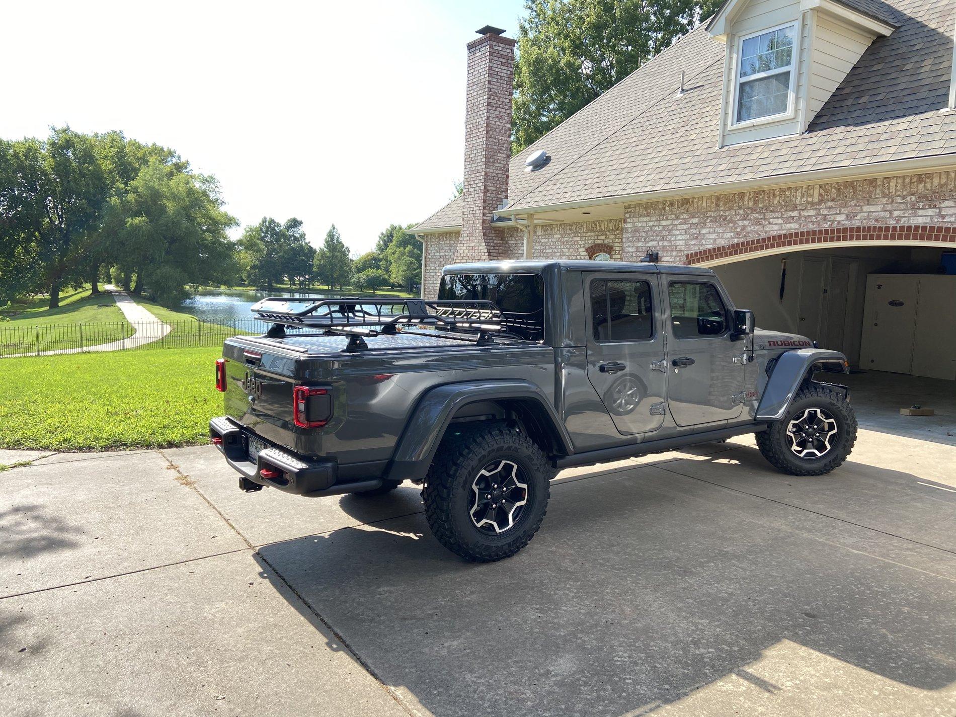 Jeep Gladiator STING GRAY Gladiator JT Club 40DBCCA2-5244-4187-A71D-65E1506EC6C3