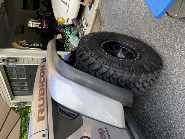 Jeep Gladiator Damn...Cited for no doors and wide tires. 86C6E4EC-594F-45E2-A31D-A4998211C7BB