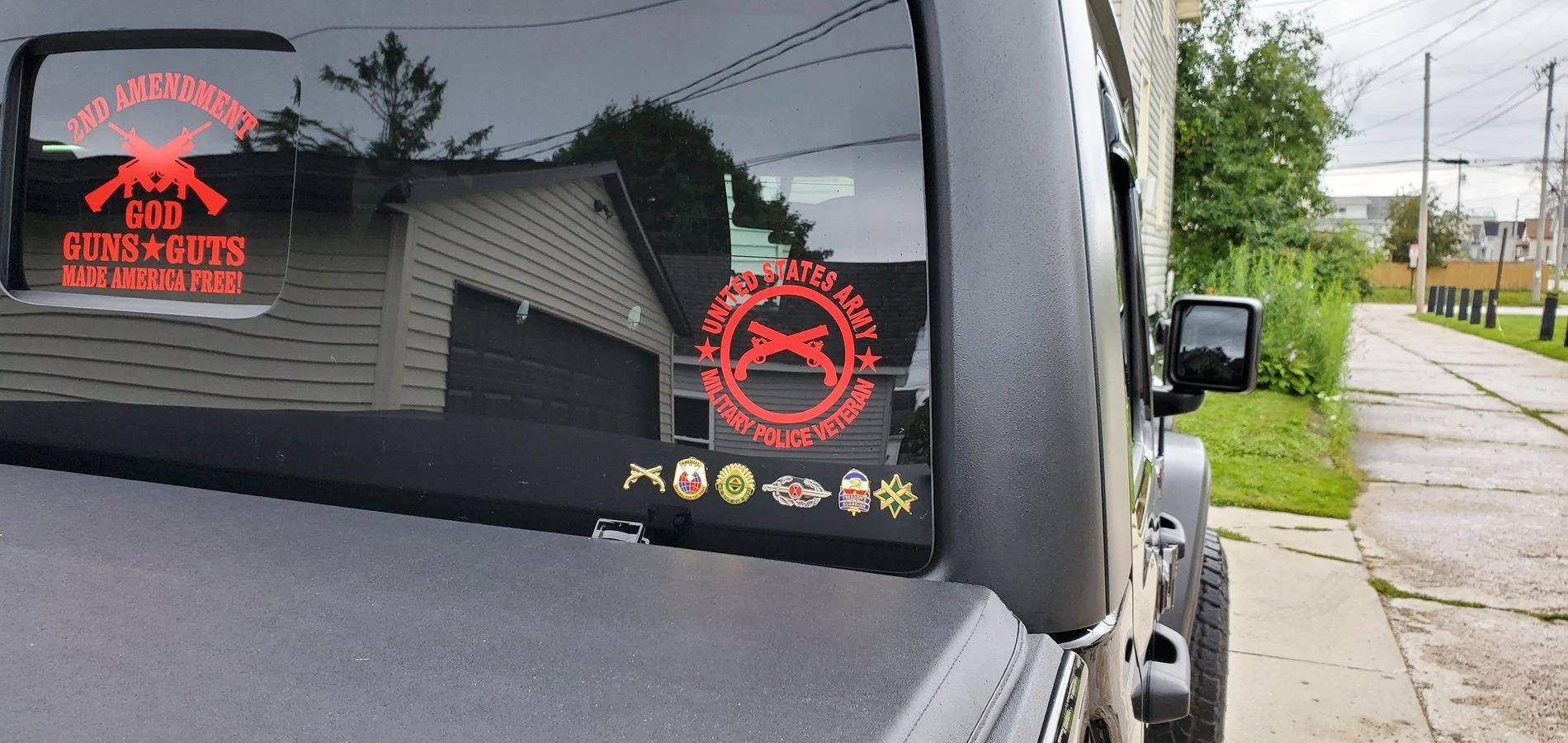 Jeep Gladiator Stickers and decal pics! 20200802_180033