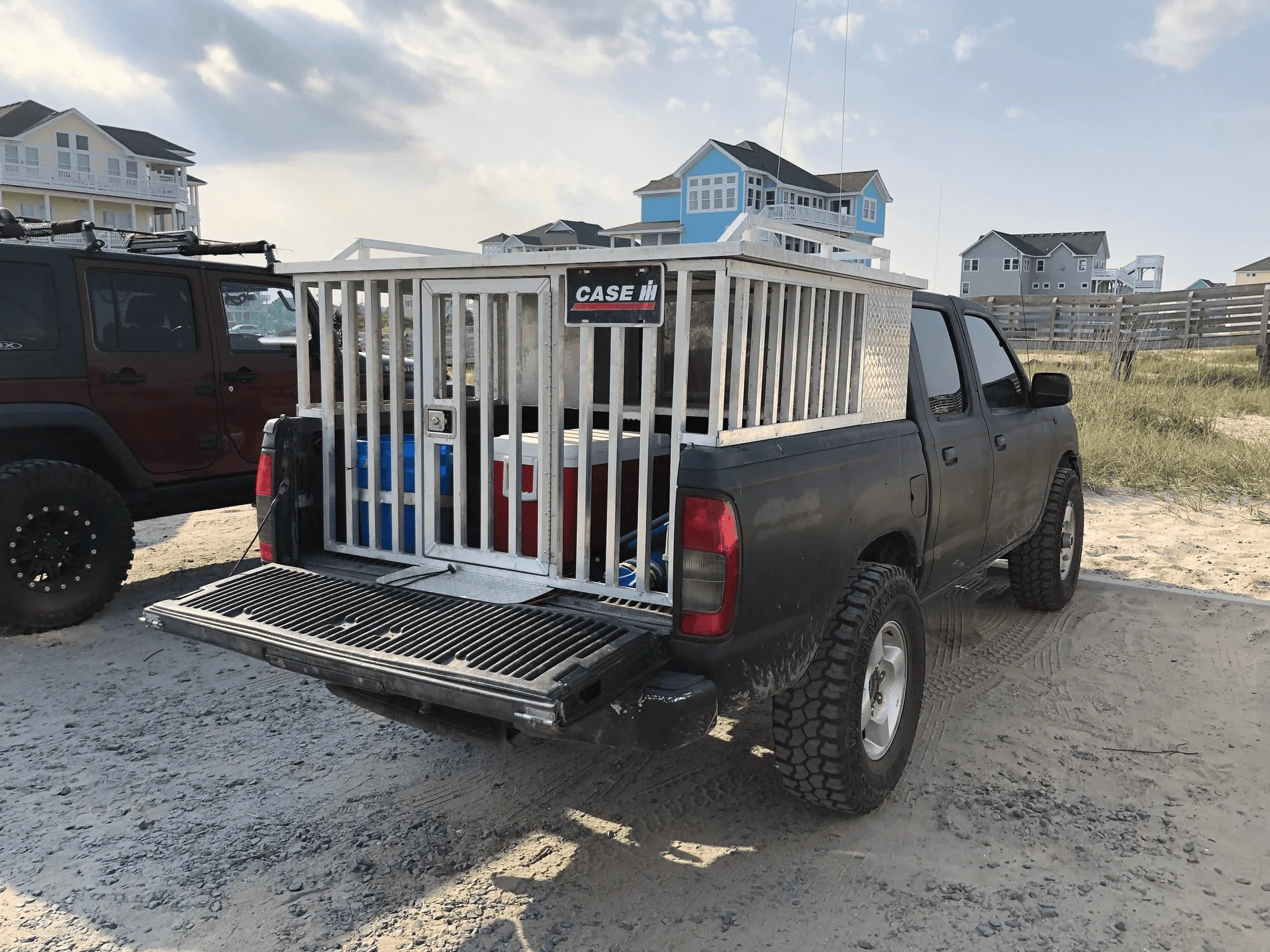 Jeep Gladiator Dog Transport in Bed Options 1596497252633