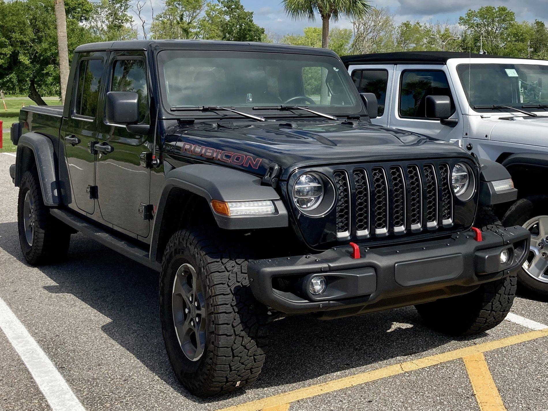 Jeep Gladiator ACE Sliders or Performance Rock Rails C9F34C14-D2BE-404F-9010-1CC816A4D3D0