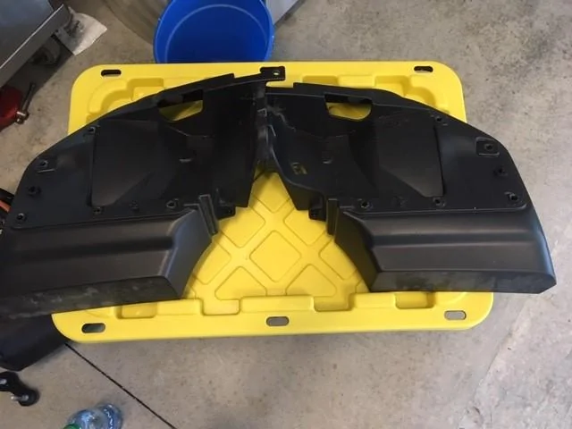 Jeep Gladiator Sport S bumper parts Closeout covers right and left