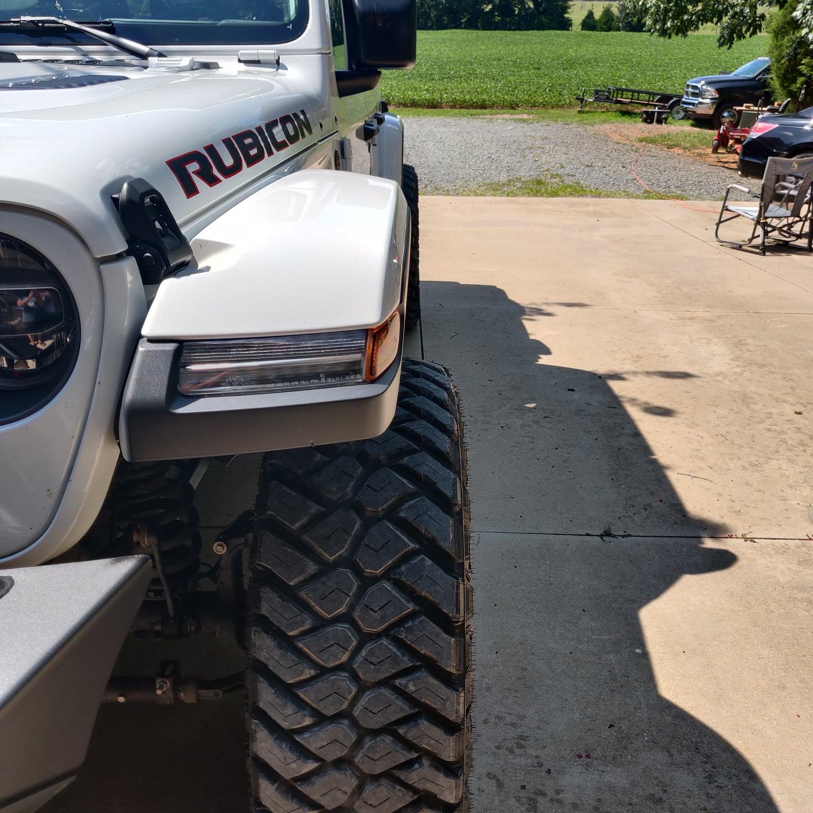 Jeep Gladiator Anyone running a -18 offset wheel? IMG_20200713_155556