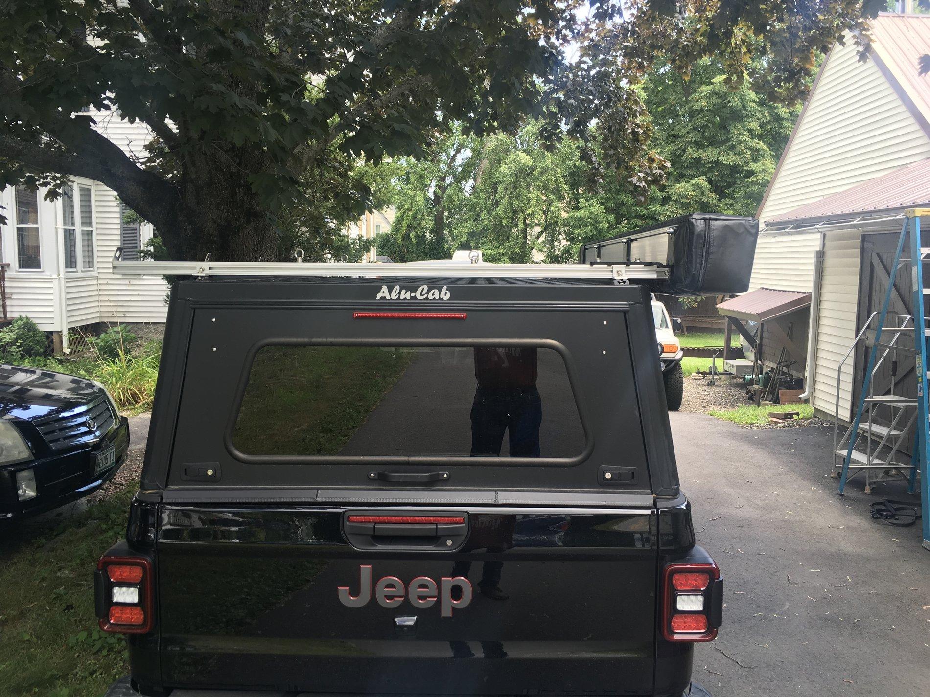Jeep Gladiator Mounted Awnings F8891370-7982-4799-9CCA-007F1A0D8FD5