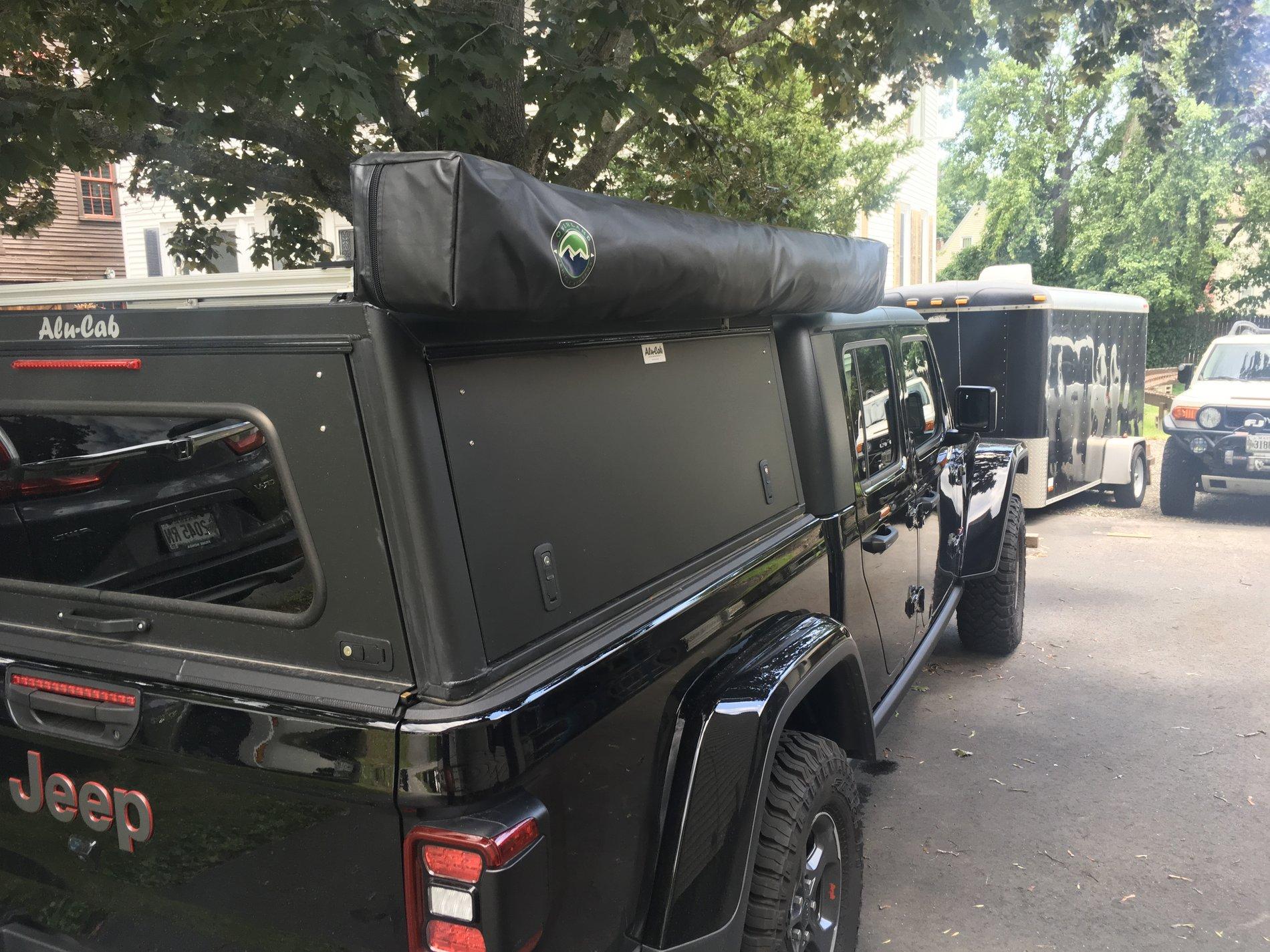 Jeep Gladiator Mounted Awnings 0A3D51FC-DAF2-44D0-9F45-95F88CD77B31