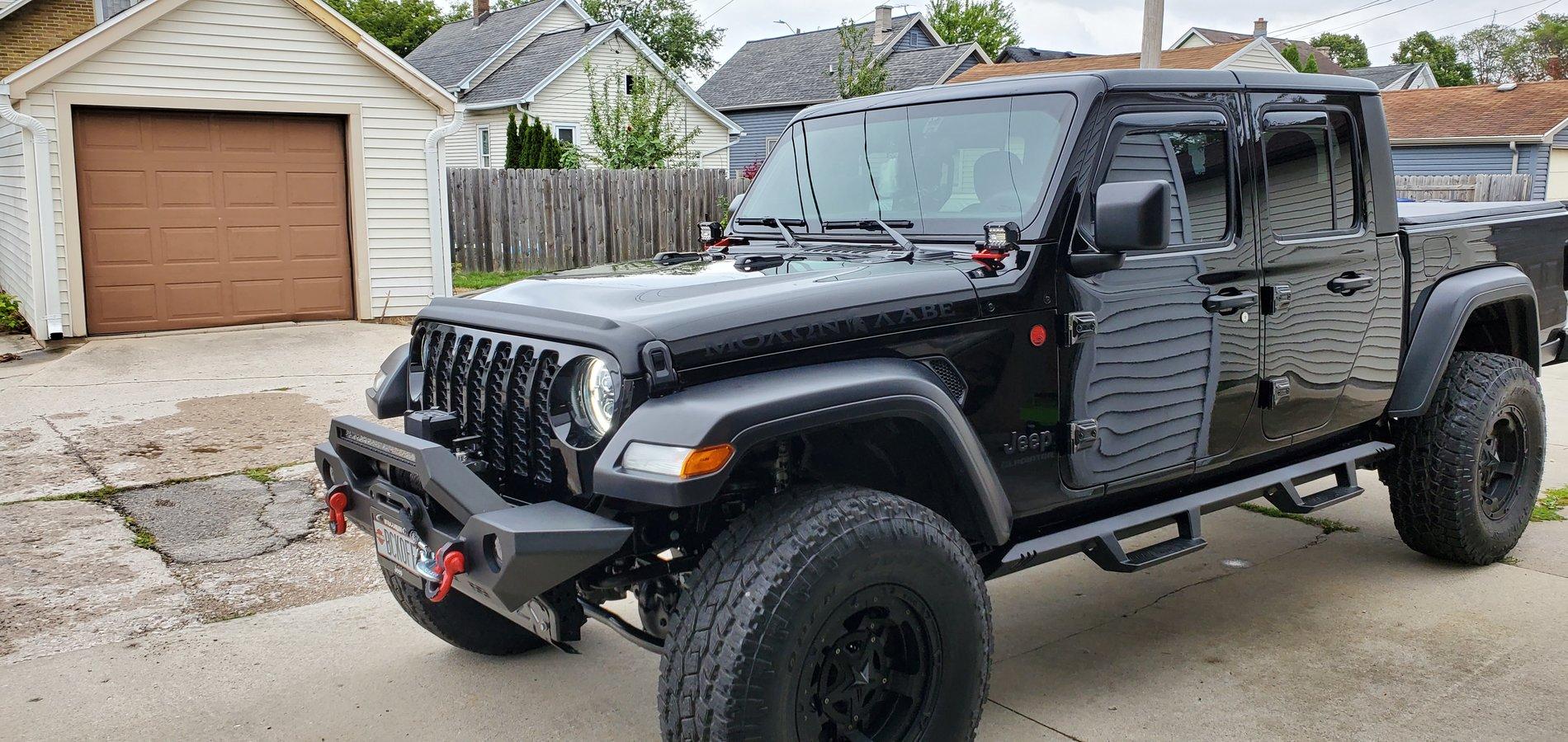 Jeep Gladiator Gladiators on Mopar 2" Lift Kit 20200802_180145