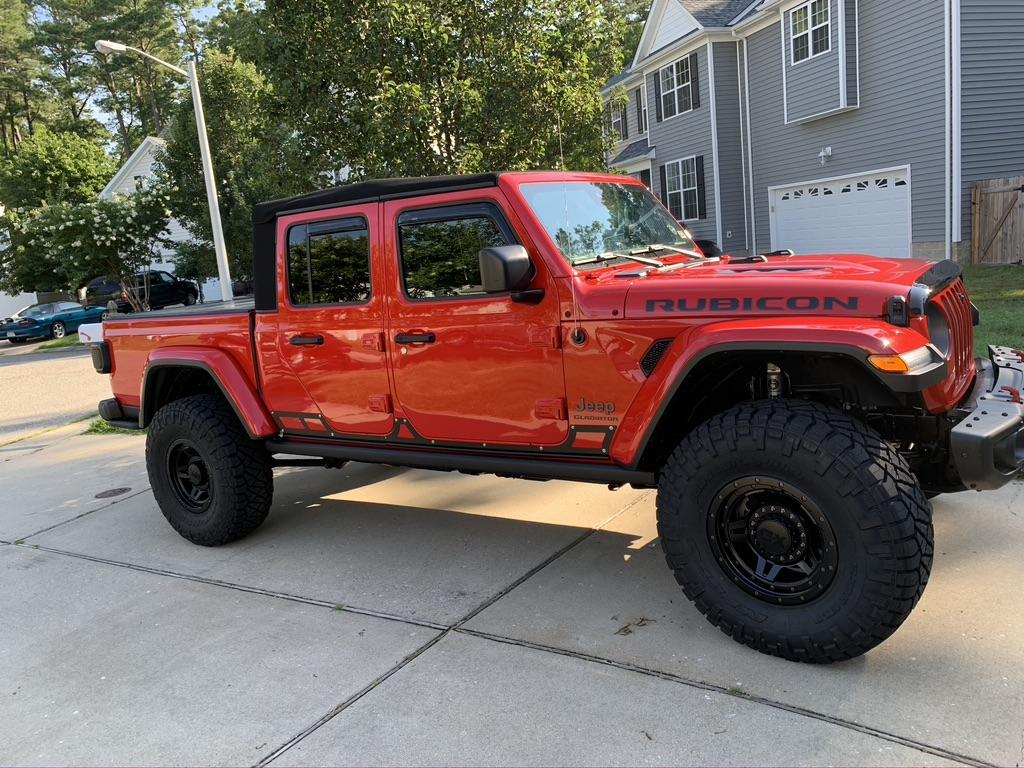 Jeep Gladiator Lets see all those Gladiators with lifts and bigger tires! 0C5B4BA2-7243-4E1A-A019-E02E338D174F_1_105_c