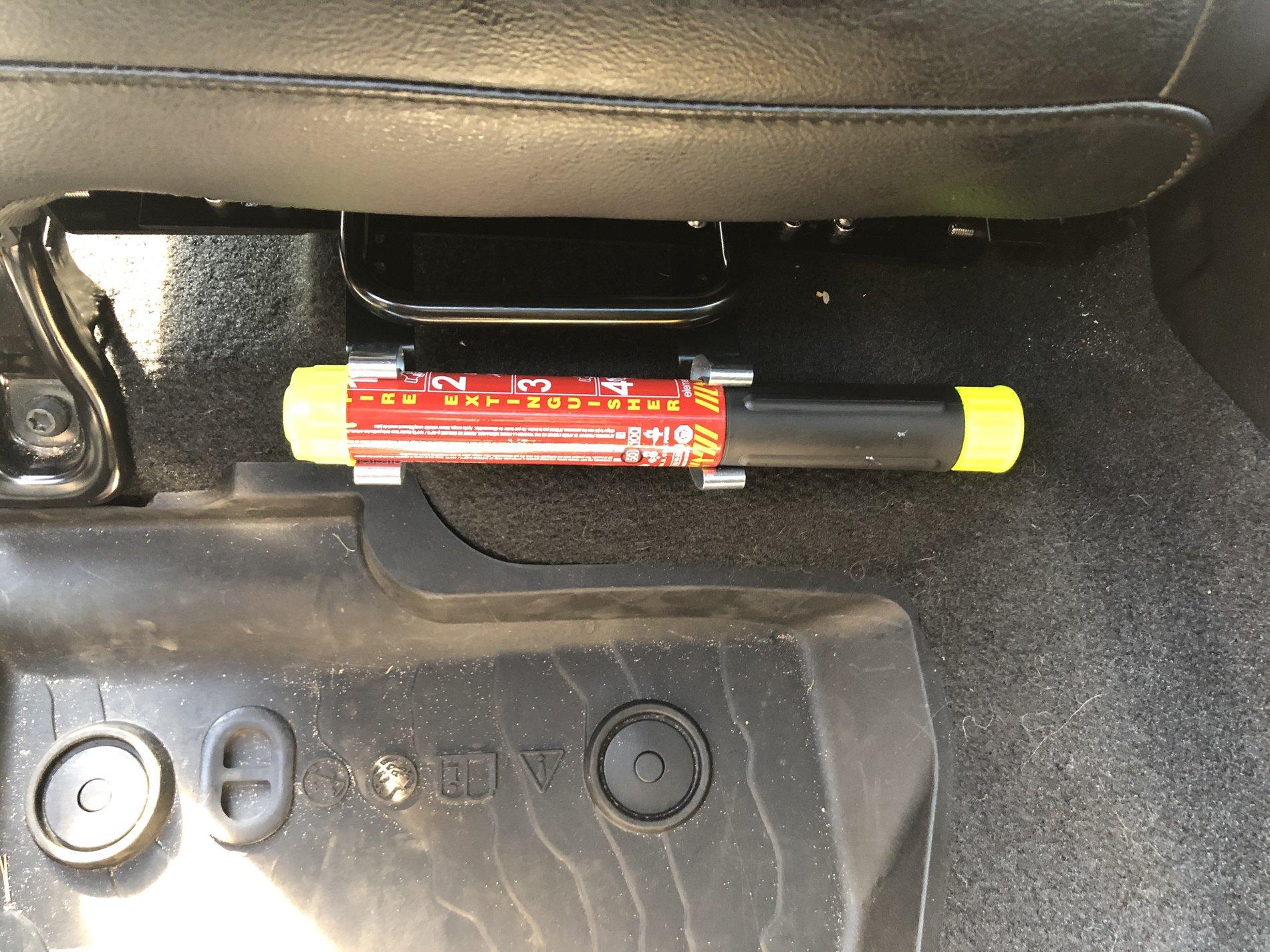 Jeep Gladiator Fire extinguishers 30AD6E62-6481-42D5-BA1C-93D7369BCBE0