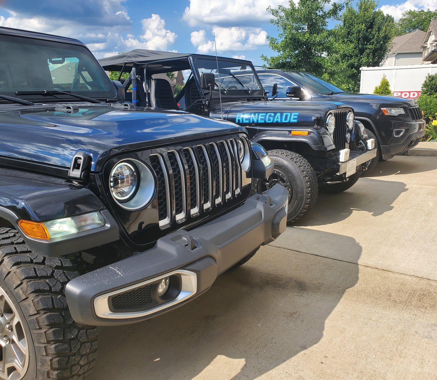 Jeep Gladiator BLACK Gladiator JT Club 20200801_194729
