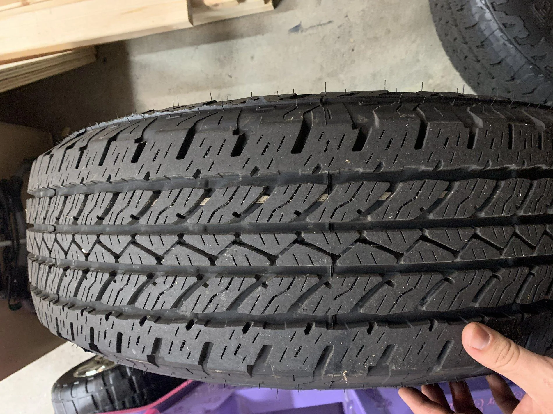 Jeep Gladiator Sport S wheels with A/T Tires $450 362A9EF1-9DCD-46BB-8E8D-6F87B1C9FCEB
