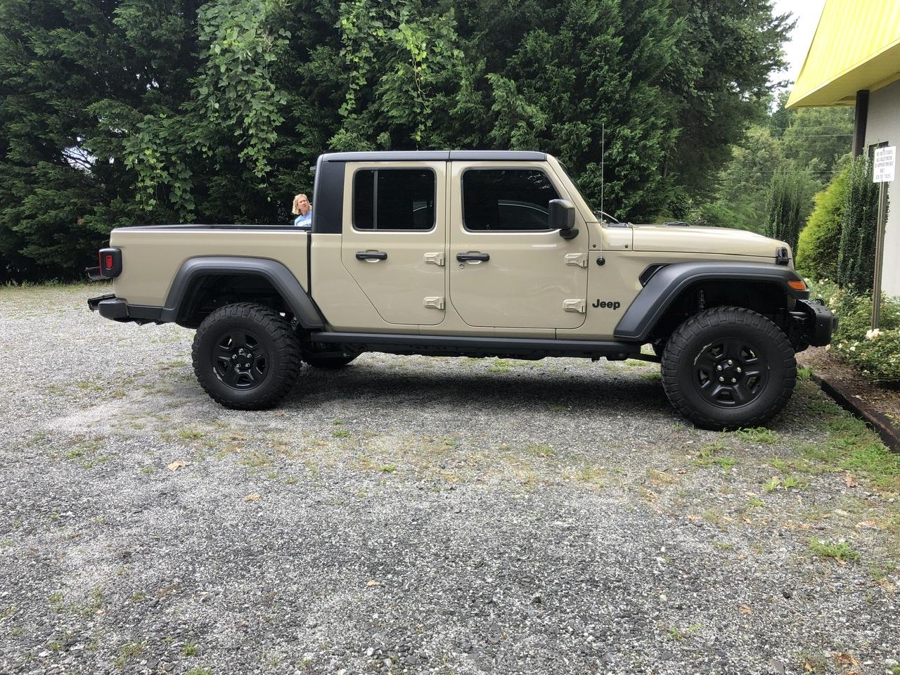Jeep Gladiator 35” tires with Mopar 2" lift on Sport steel wheels? 9C9B1A76-097F-4163-BA1C-A85B26AF5CB1