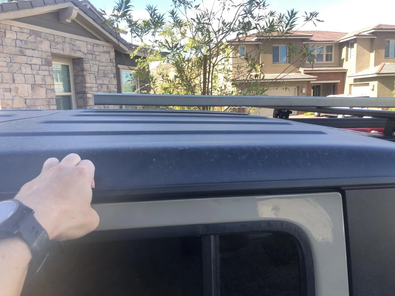 Jeep Gladiator XL RTT - Extend over cab or stick out the back? IMG_4533