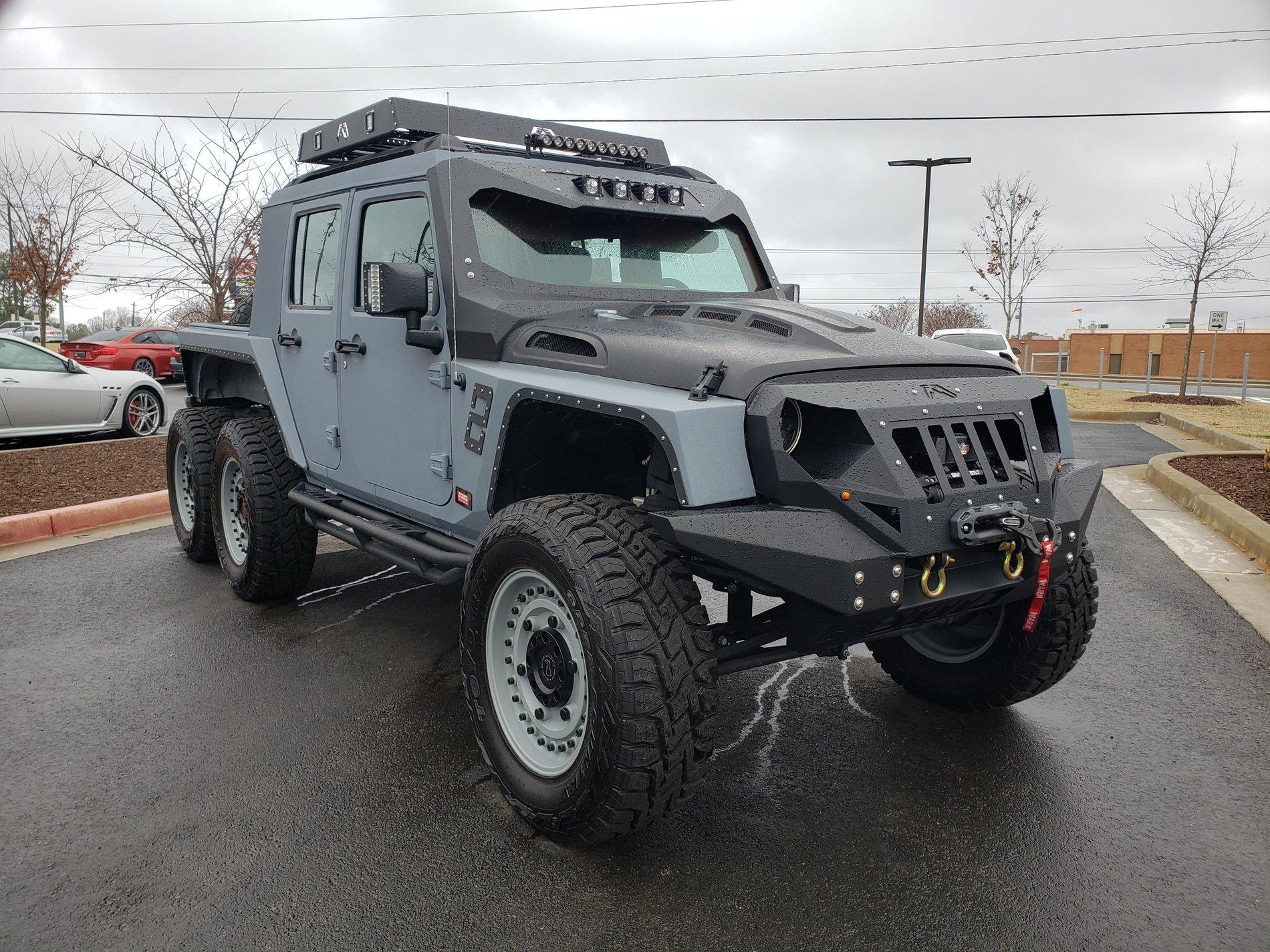 Jeep Gladiator Spotted this 6x6 today. FE451206-435E-44A5-990F-7E0E66B1C23D