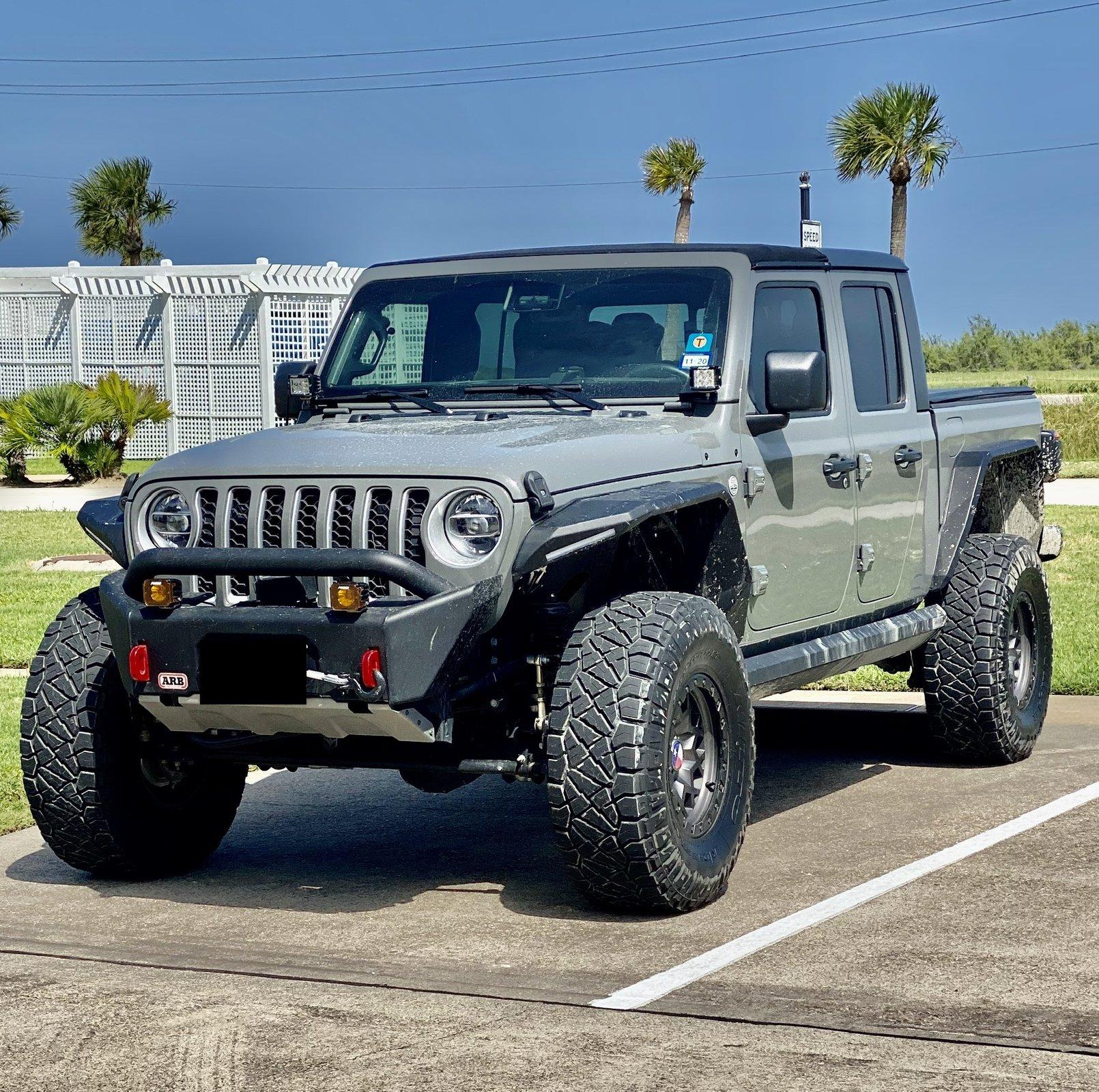 Jeep Gladiator Road Armor Fender flares and inner fender what do you think? 7A190E29-783C-4F0A-A2AC-3D2A5BCF9E90