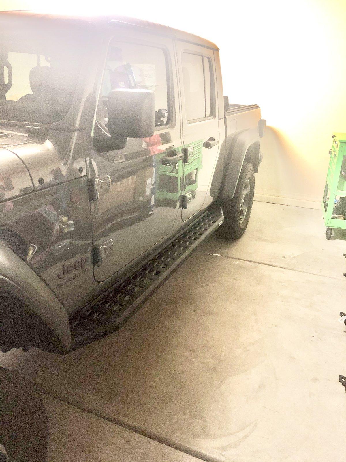Jeep Gladiator Go Rhino RB series steps 7B4FCD19-F2AA-4001-B1BB-1D210C0730FC