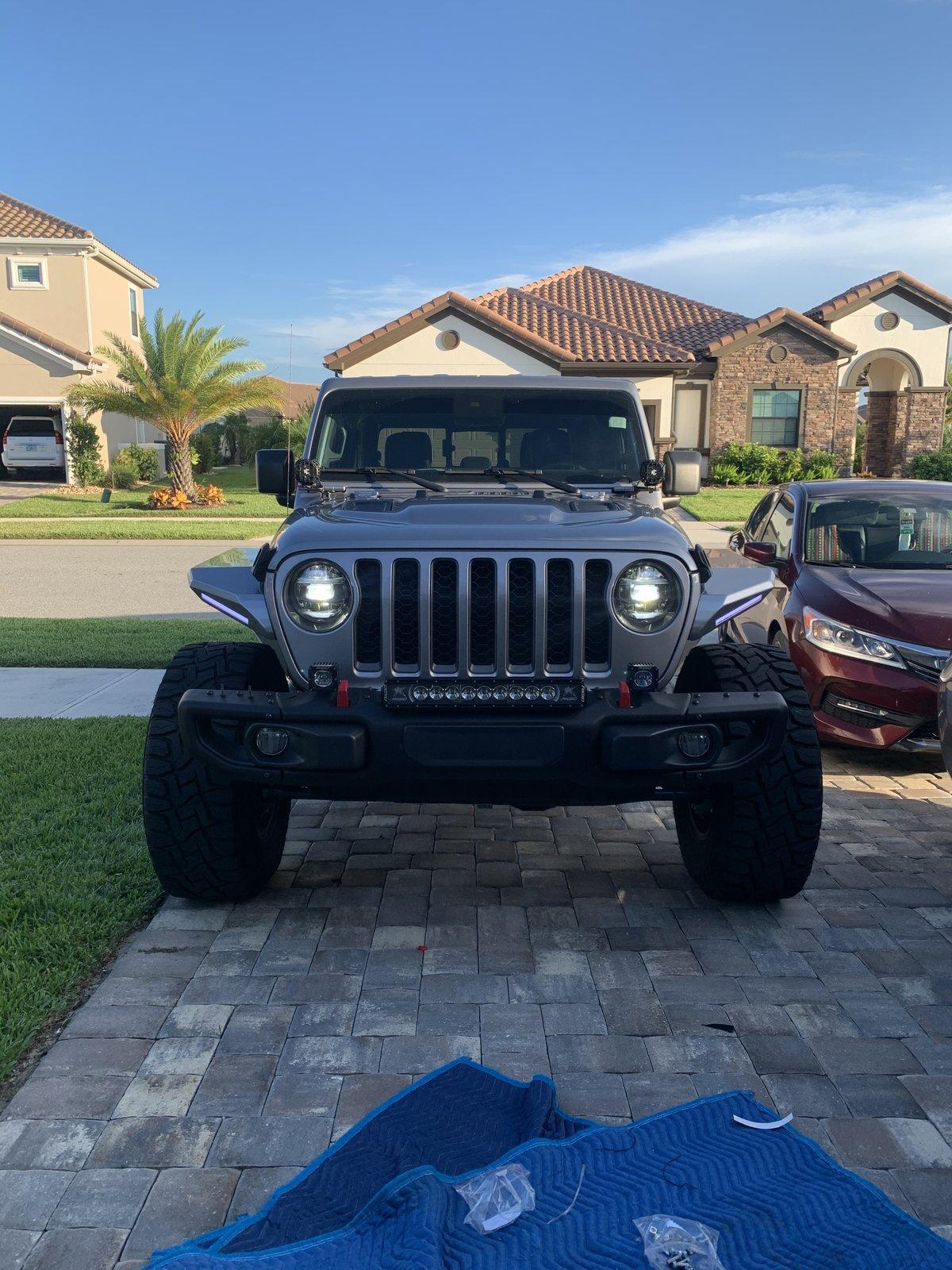 Jeep Gladiator Road Armor Fender flares and inner fender what do you think? 2FA33973-5615-4602-95F7-659288CBFE3A