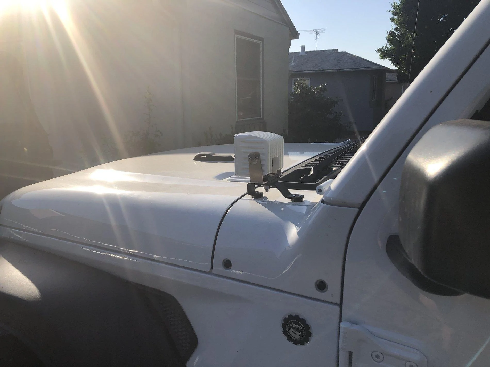 Jeep Gladiator Rigid Lights in White Casing vs Black 4299D5FD-8982-4C23-B353-537D0330CA03