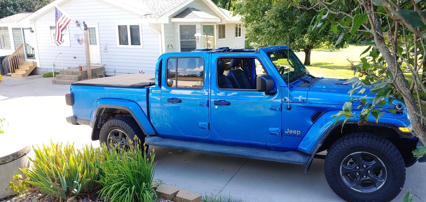 Jeep Gladiator HYDRO BLUE PEARL Gladiator JT Club 20200712_164658_HDR
