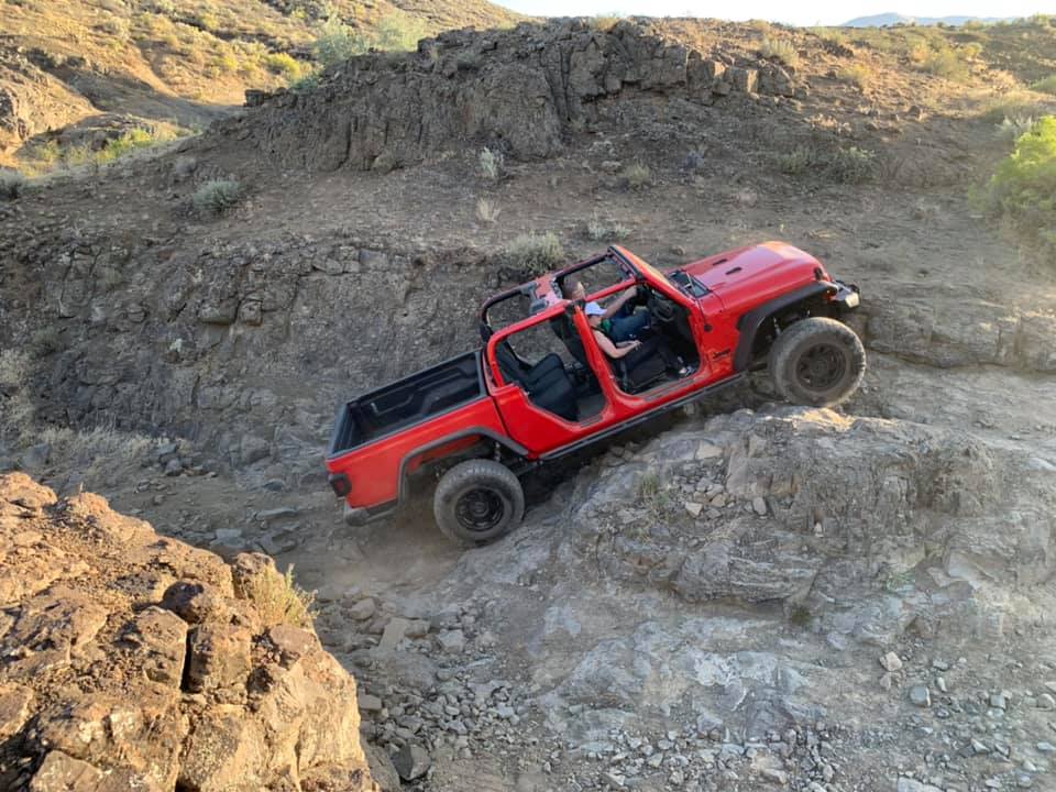 Jeep Gladiator Lost Trail w/ HiCentered (Gladiator Sport & Rubicon) 117392672_10220579301464078_8162599340985194899_n