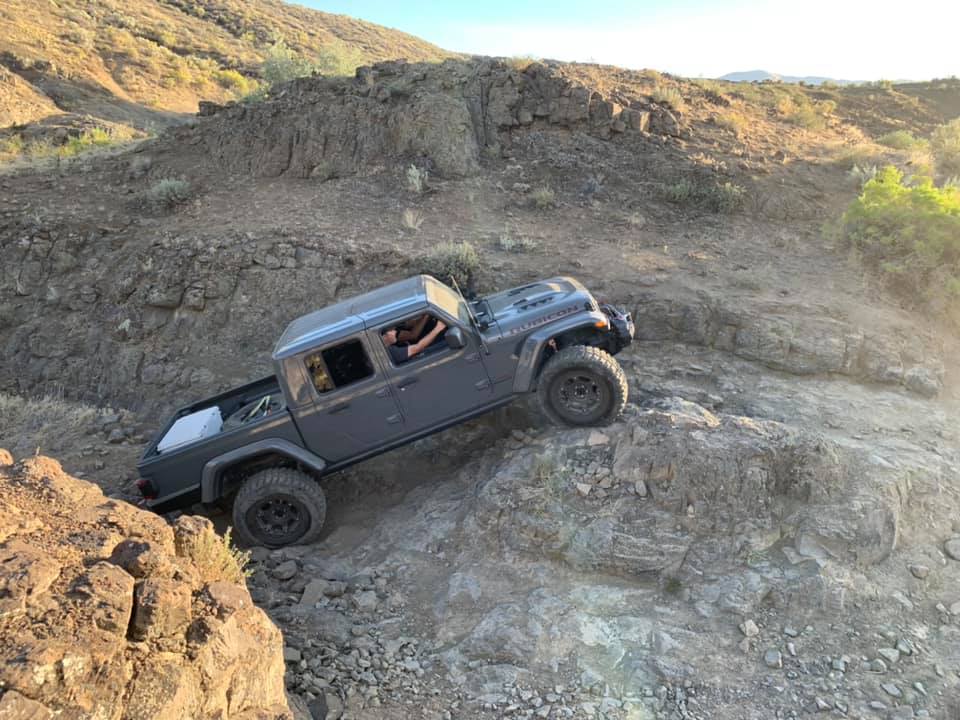 Jeep Gladiator Lost Trail w/ HiCentered (Gladiator Sport & Rubicon) 117444503_10220579302864113_5933548103719366894_n