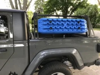 Jeep Gladiator JCR Half Rack Installed 3DB3DE1D-DCFF-45C9-93BC-2F675660FD55
