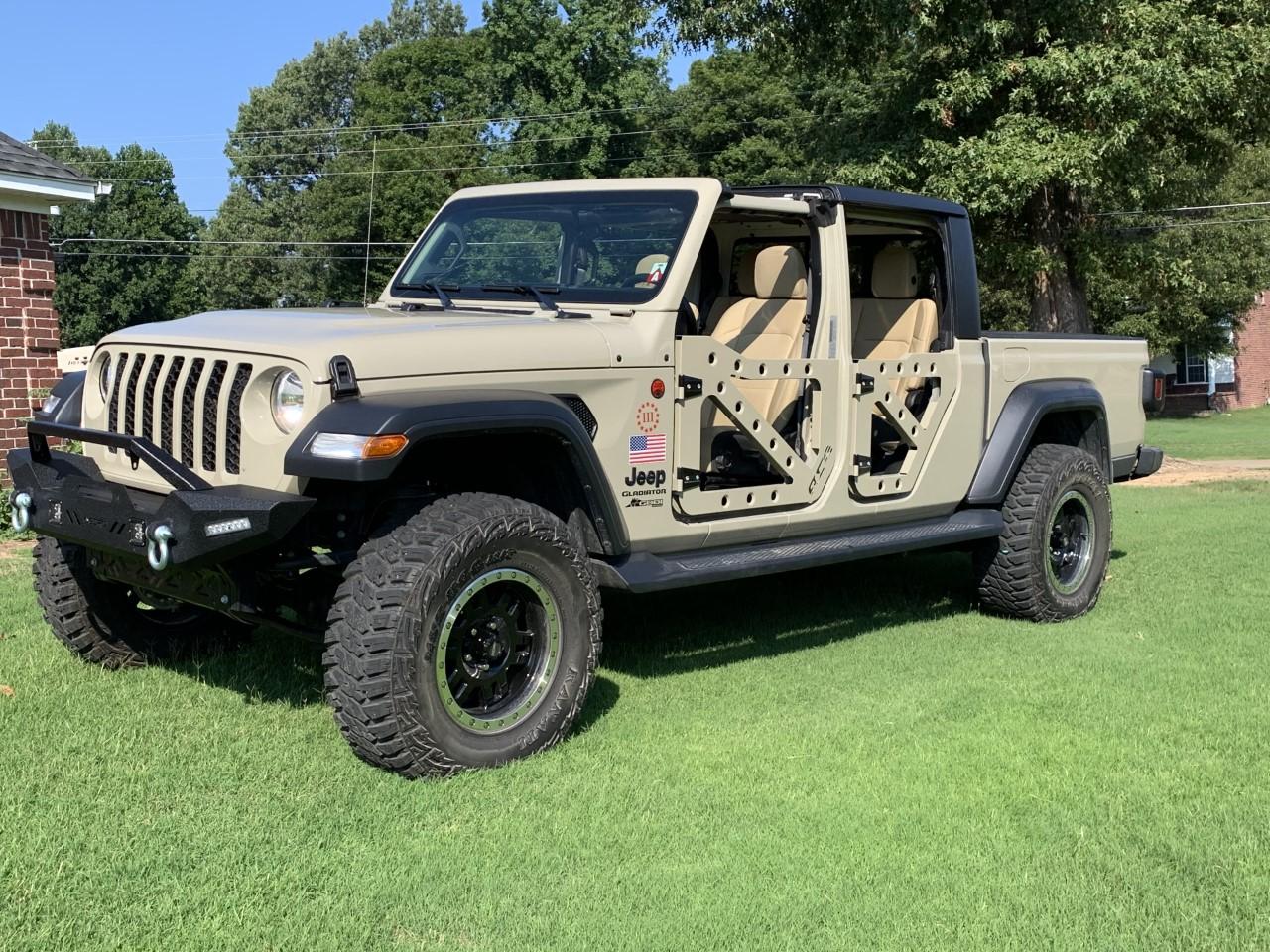 Jeep Gladiator 2020 Jeep Gladiator Sport S - $40,746 Gladiator1