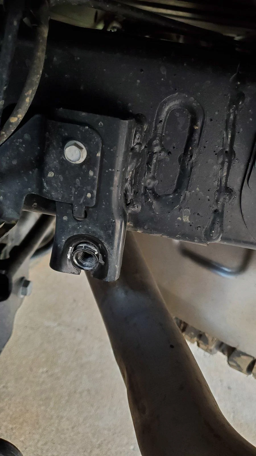 Jeep Gladiator Rear Sway Bar connection point broken 2020-08-10 19.31.09