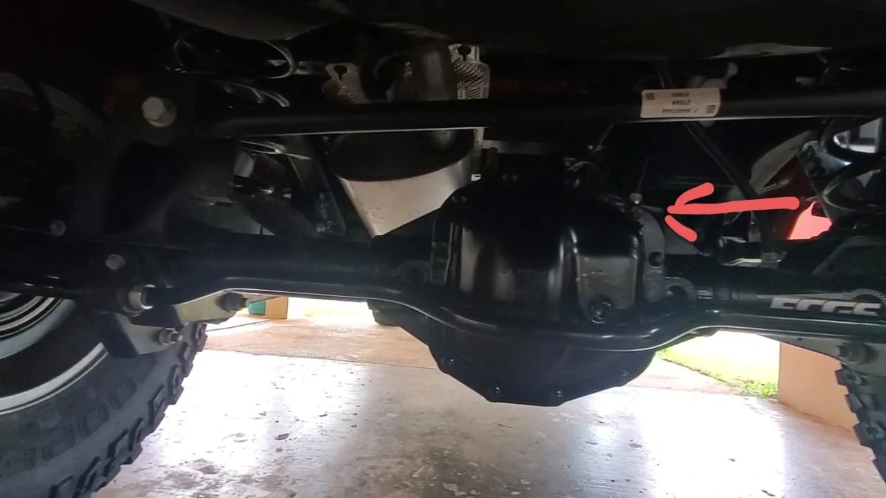 Jeep Gladiator My 35 spline rear axle shaft install with ARB RD246 20200811_121638