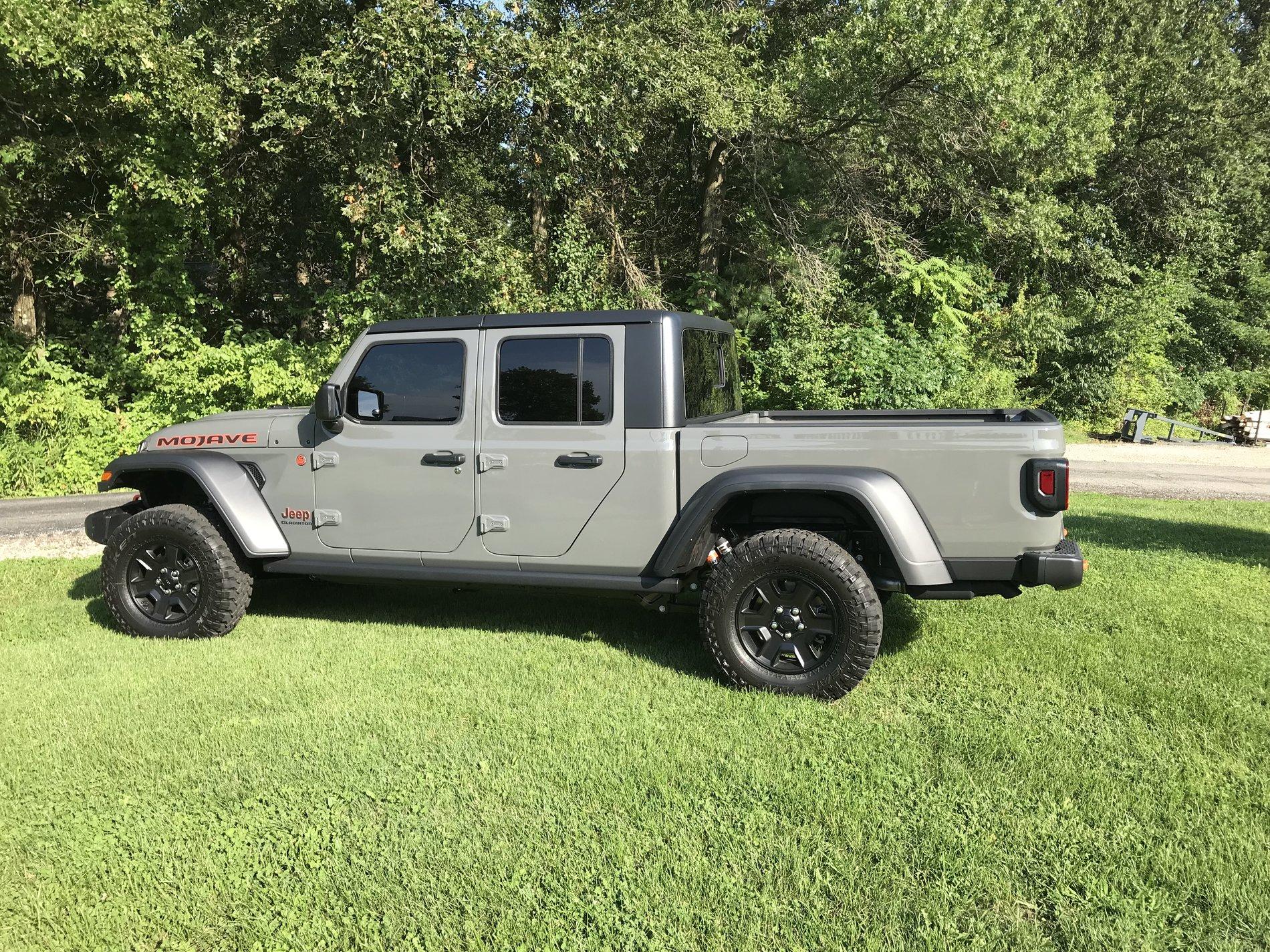 Jeep Gladiator STING GRAY Gladiator JT Club EC846CE2-CF06-4E0A-A421-49DE862D8081