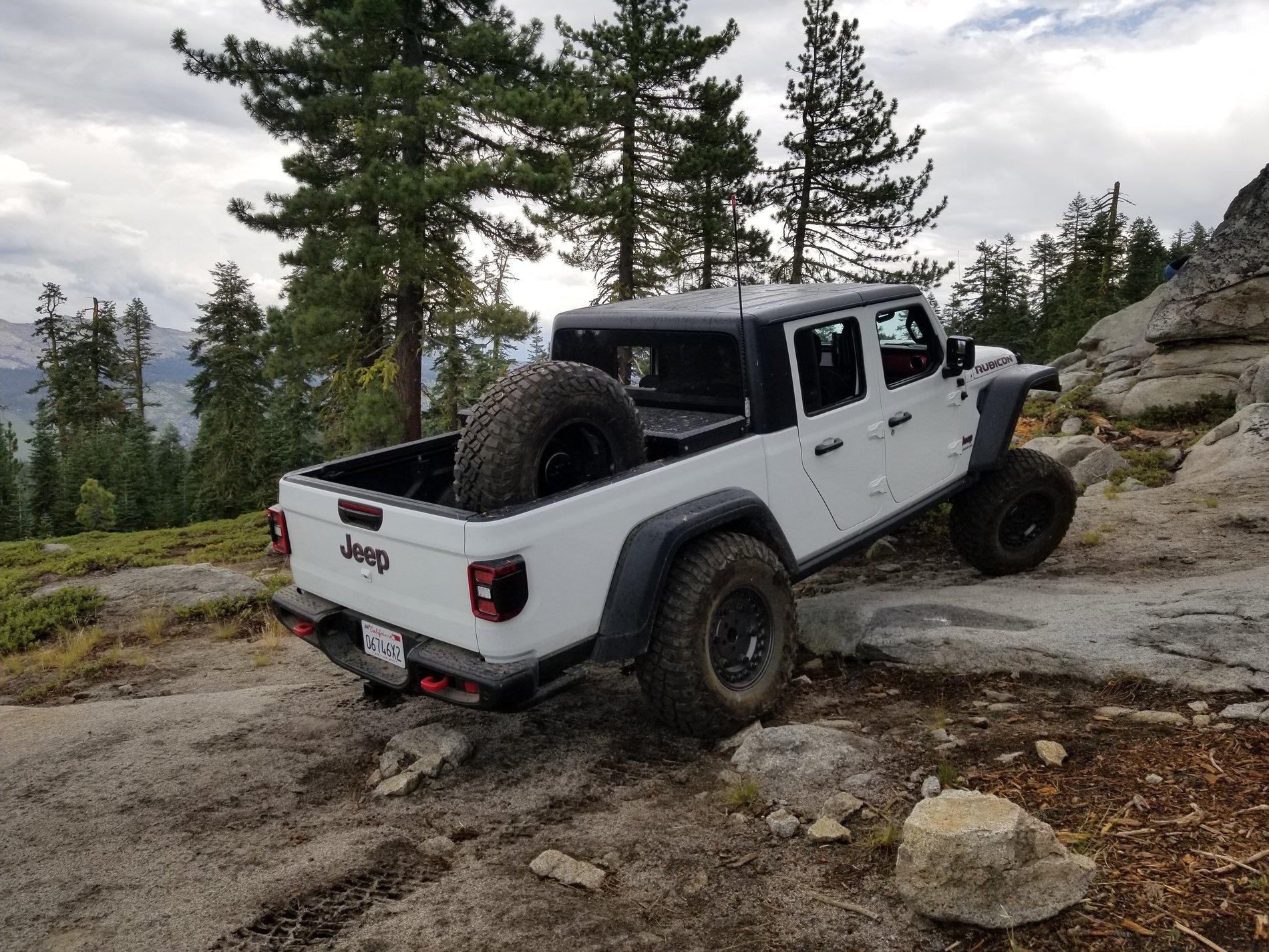 Jeep Gladiator Metalcloak lift 20200810_161053