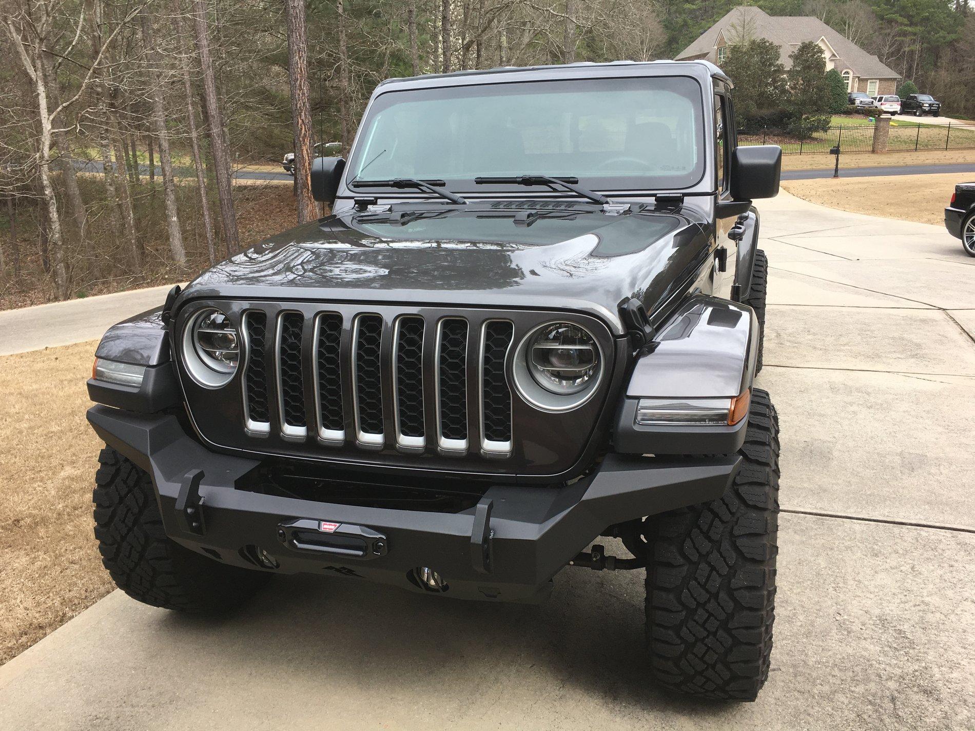 Jeep Gladiator Looking for front bumper recommendations. F293EAF2-565B-4917-B2F6-5F320F9054C9