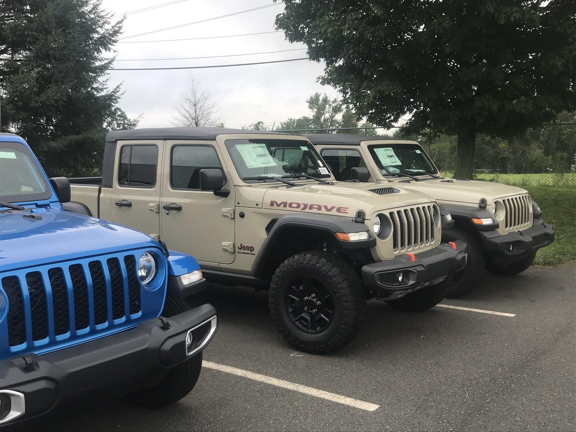 Jeep Gladiator Gobi Mojave next to Gobi Sport side by side comparison look F612DE2F-03EC-4496-8F6E-AFB4BEDA25ED