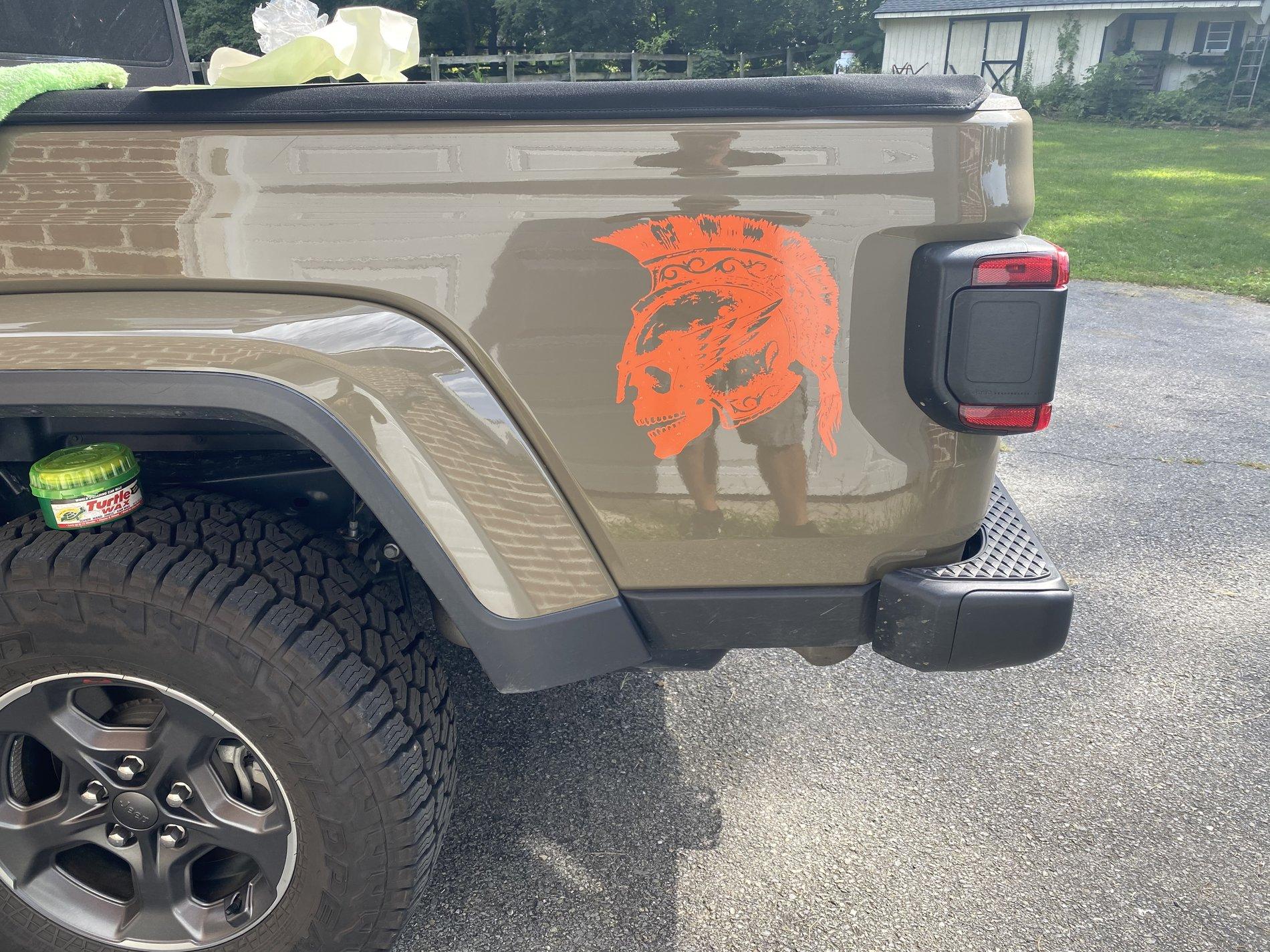 Jeep Gladiator Stickers and decal pics! A1D09980-01C8-42A2-8BBE-0EDE9A85D370