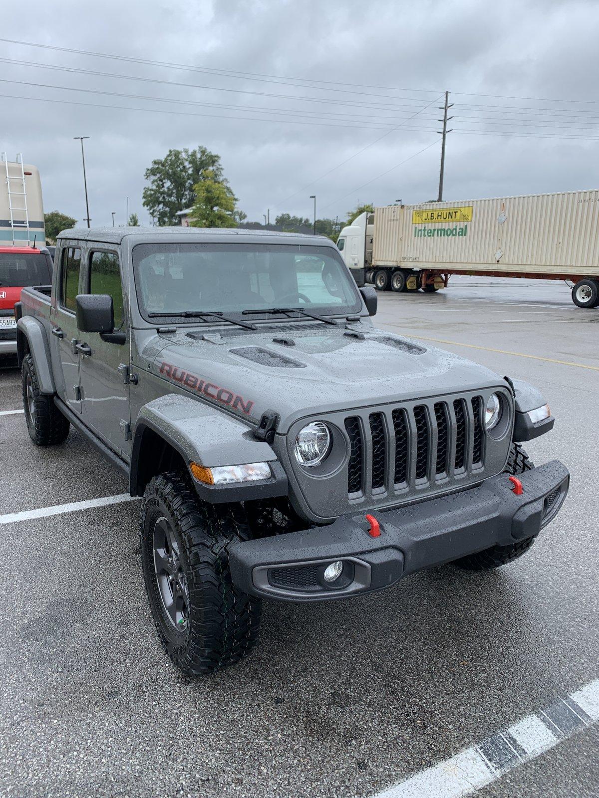 Jeep Gladiator Factory Rubicon Bumper, Factory Rock Rails and Mopar Side Steps 20191019_195000421_iOS