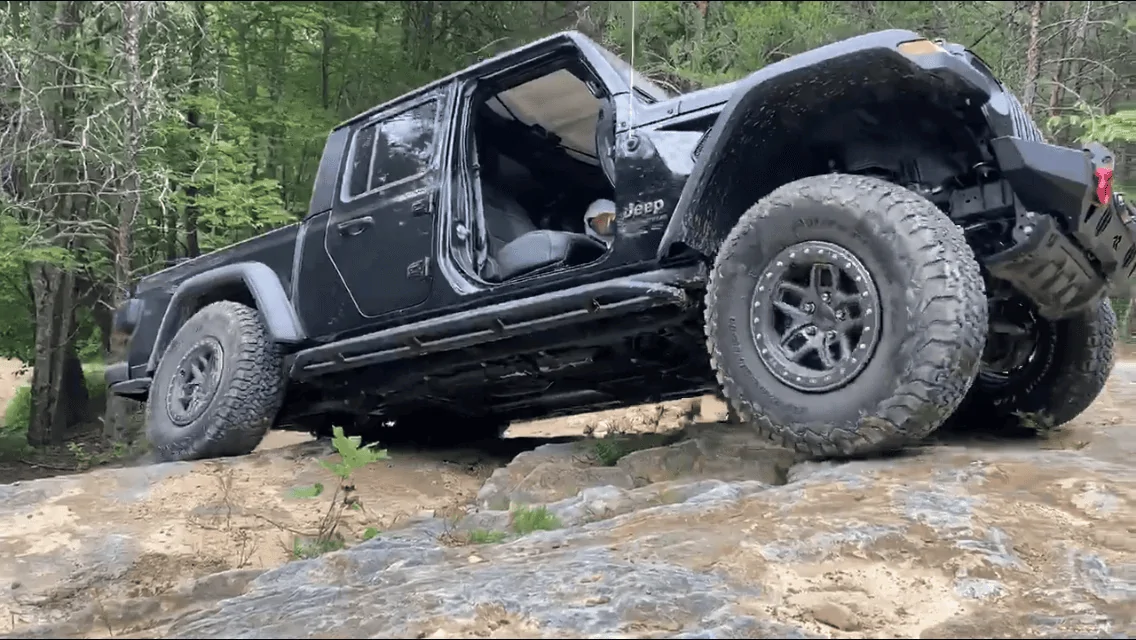 Jeep Gladiator AEV Borah Wheels on your Gladiator? 7499B99E-214D-4947-A693-5A1FB5B4F326