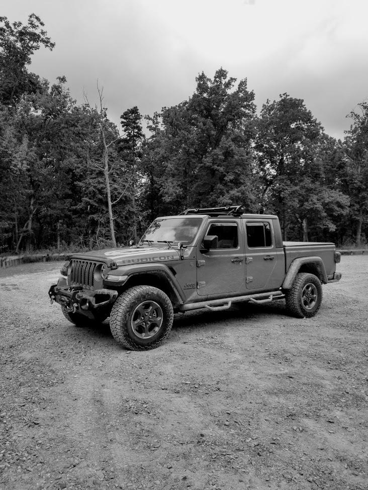 Jeep Gladiator How Does your Gladiator look in black and white photography? 20200813_114048